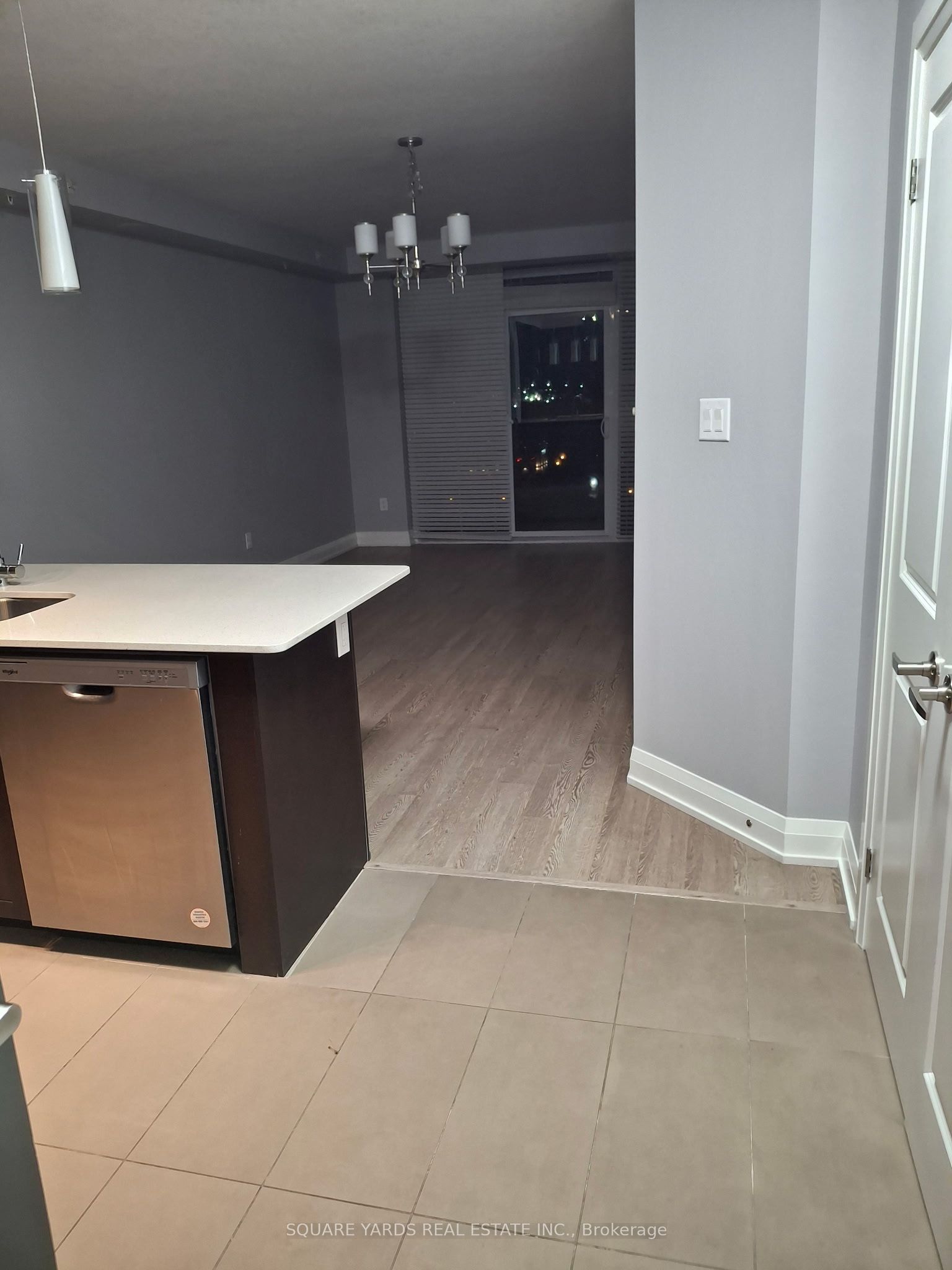 15 Maple Avenue S 1217, Barrie, ON L4N 1R7 photo 4