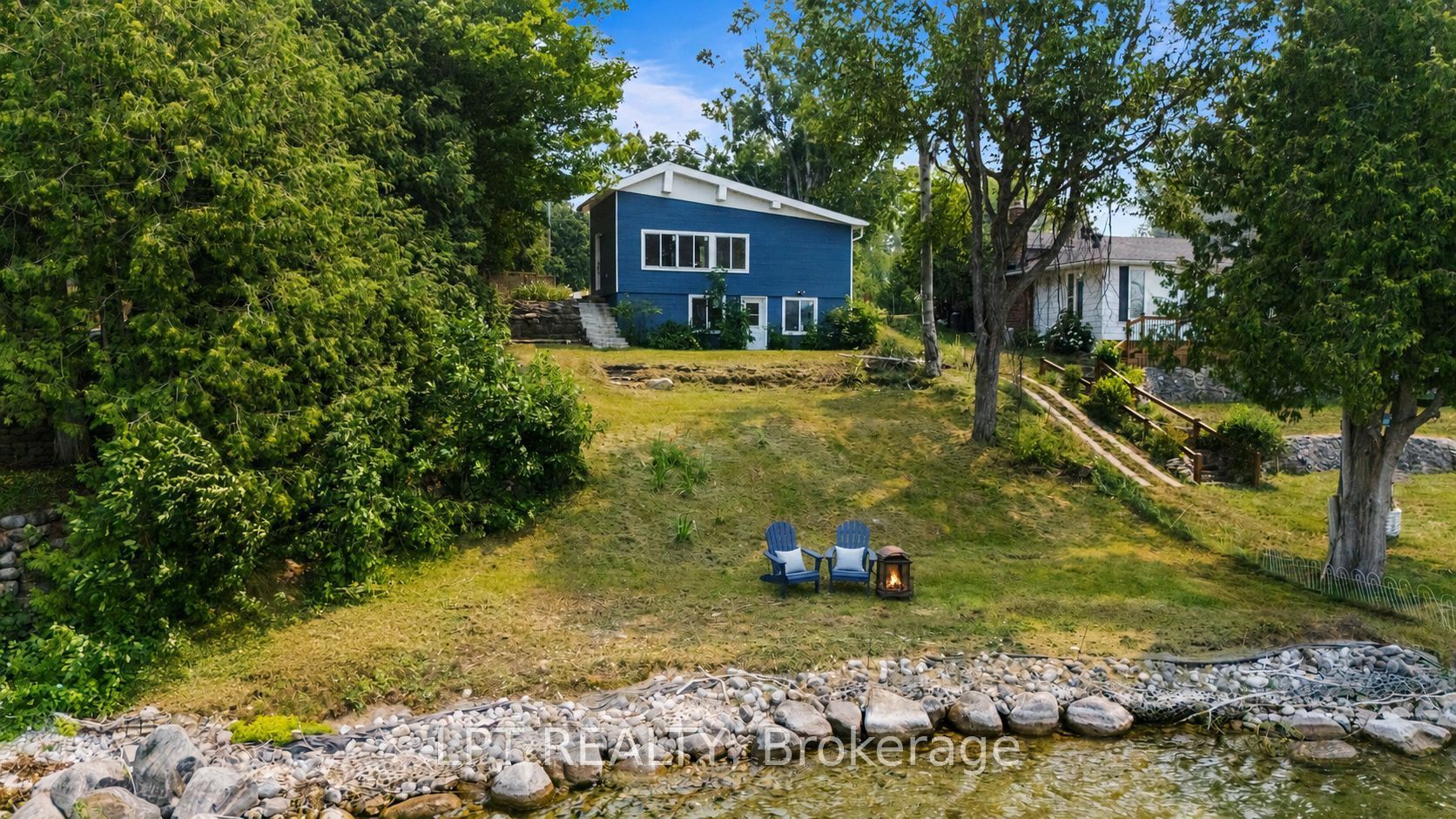 47 Moon Point Drive, Oro-Medonte, ON L3V 0R8