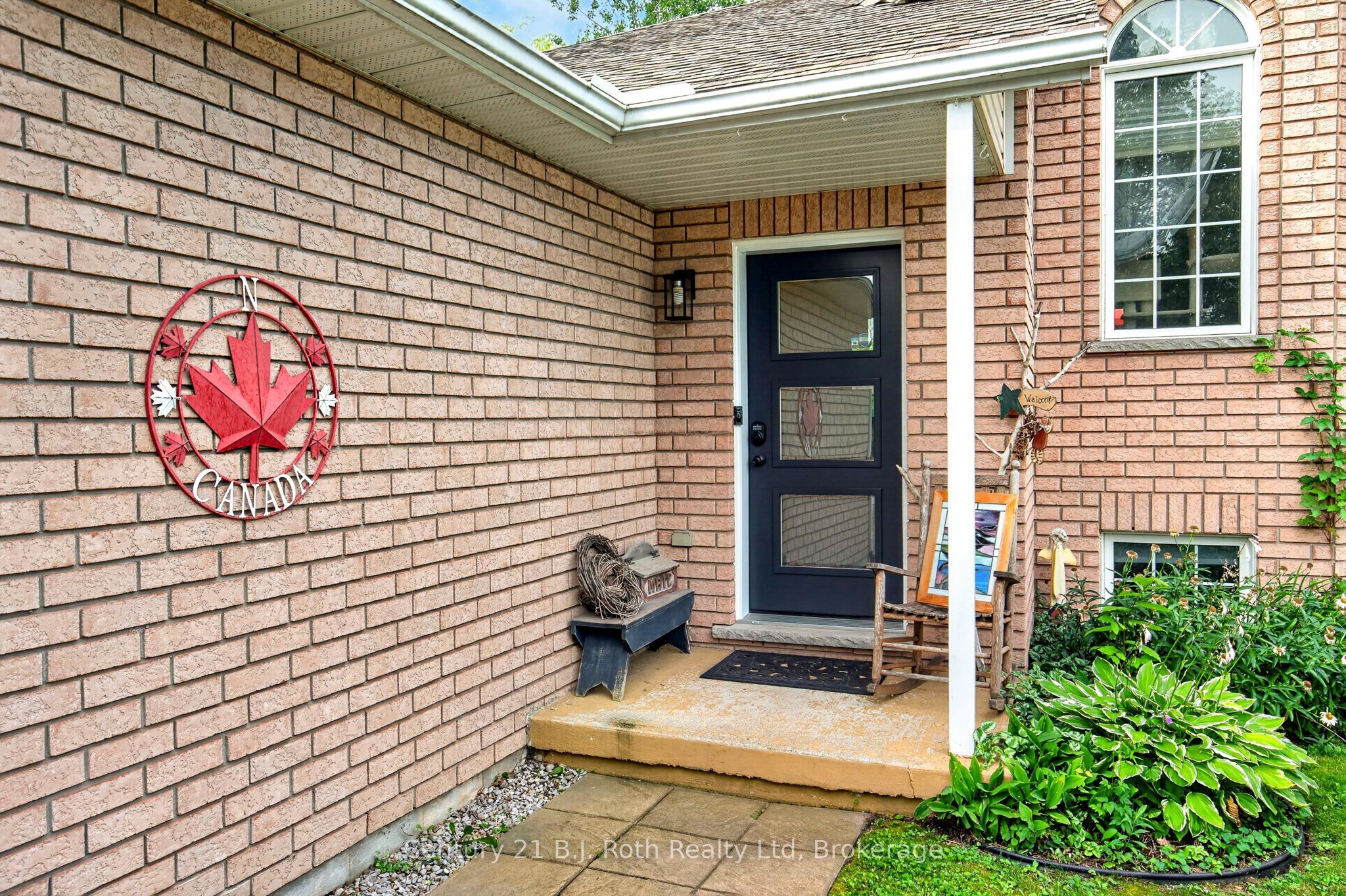 7 Georgias Walk, Tay, ON L0K 2A0 photo 3