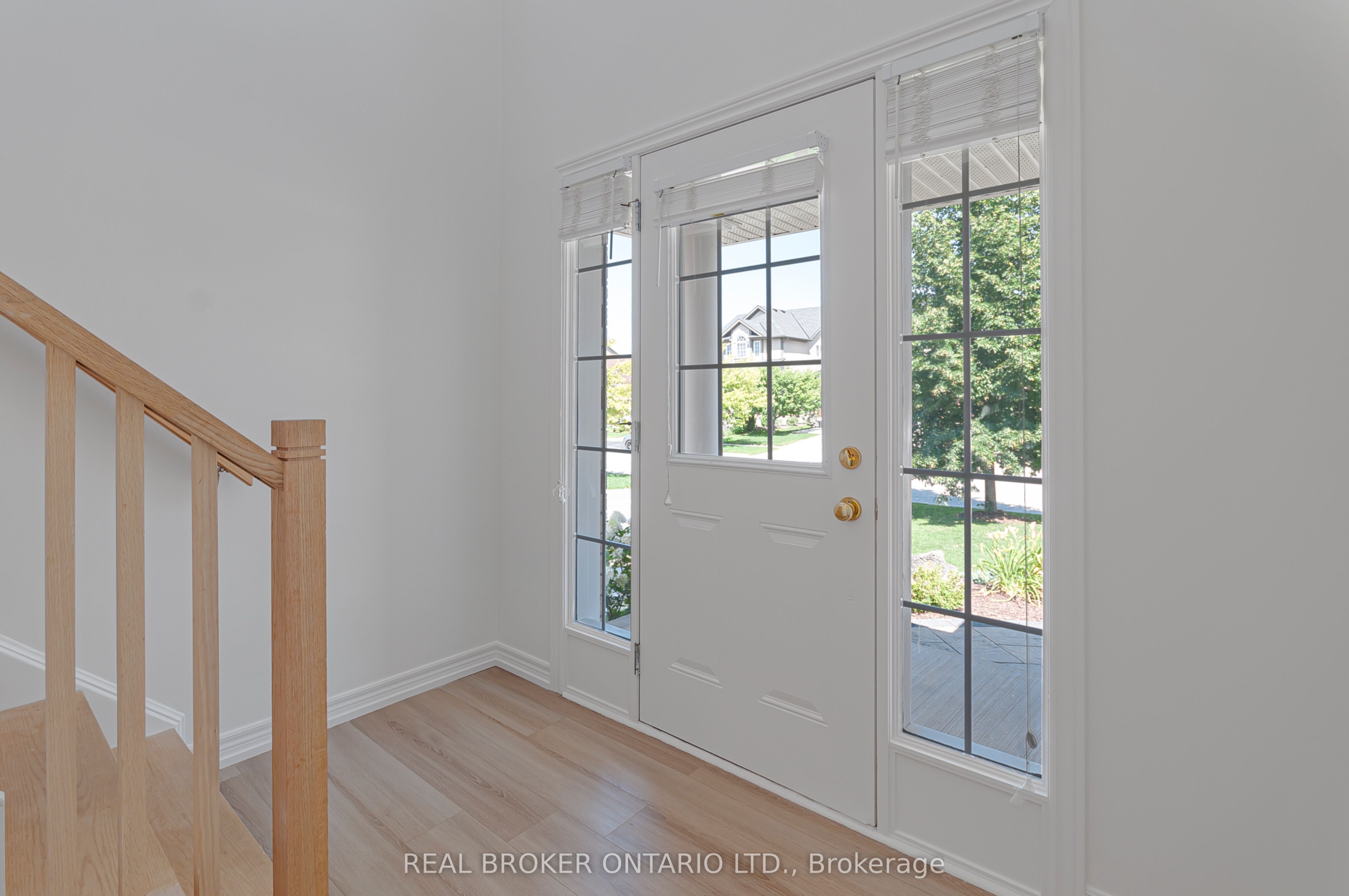 320 Holden Street, Collingwood, ON L9Y 0E1 photo 3