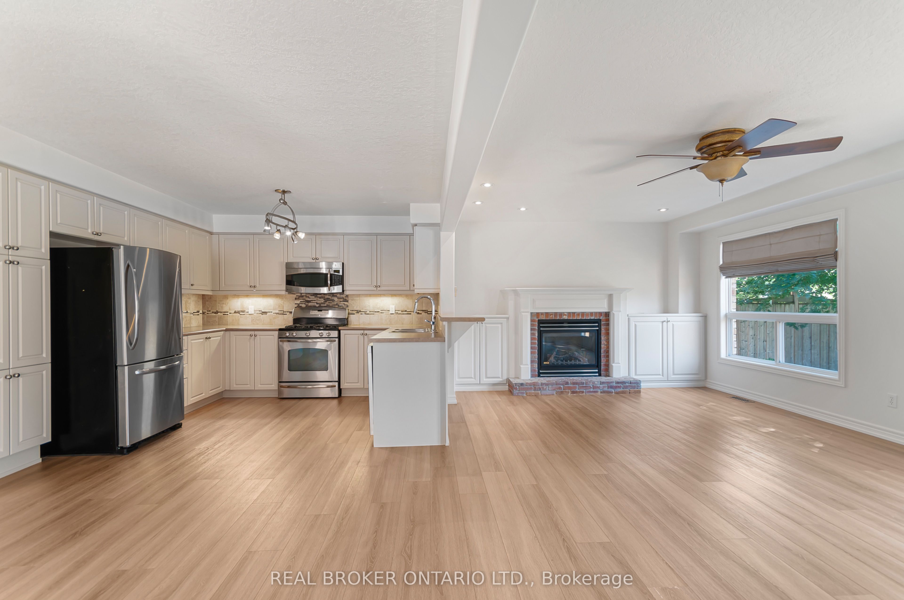 320 Holden Street, Collingwood, ON L9Y 0E1 photo 5