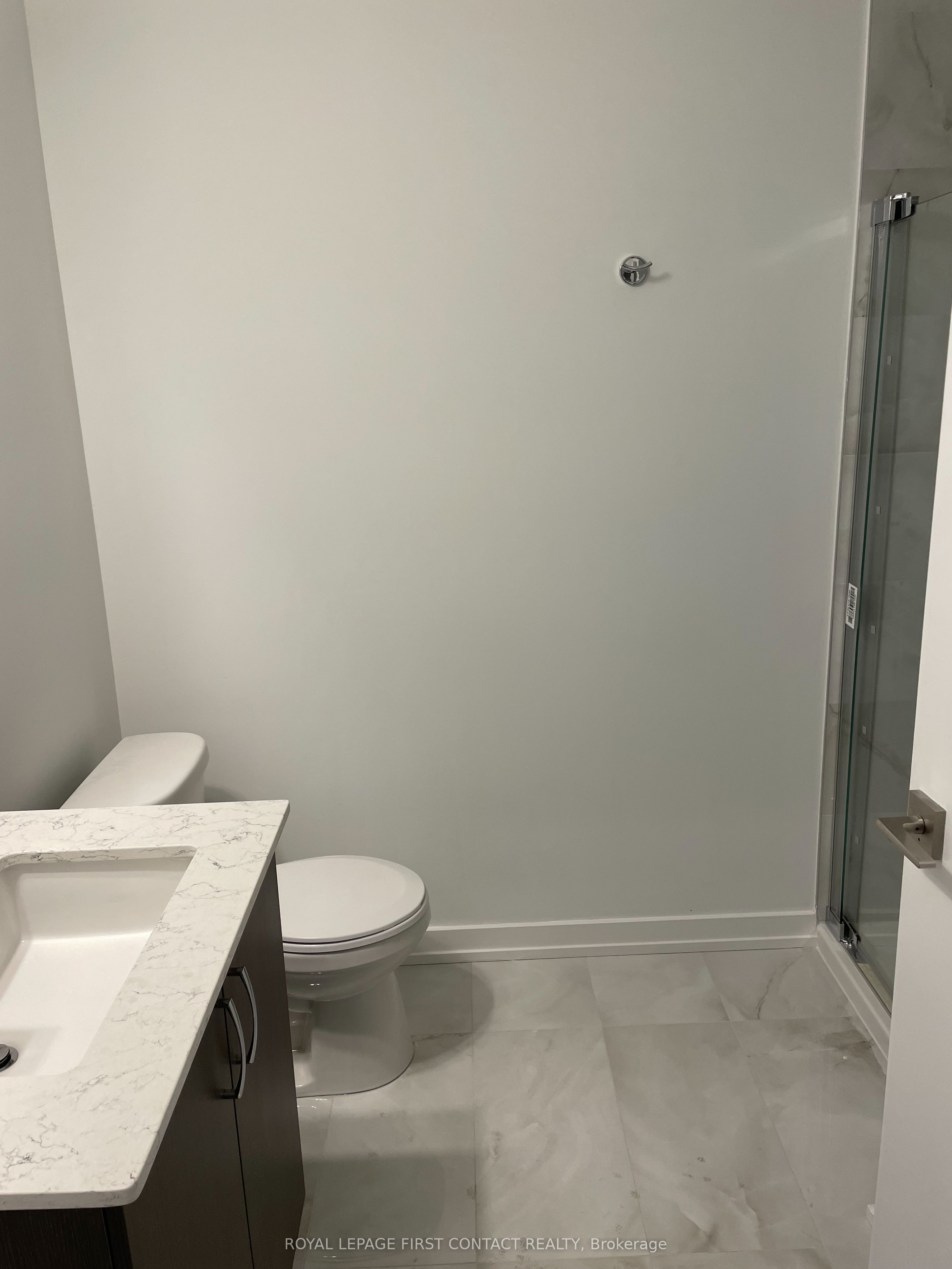 430 Essa Road 304, Barrie, ON L9J 0M1 photo 5