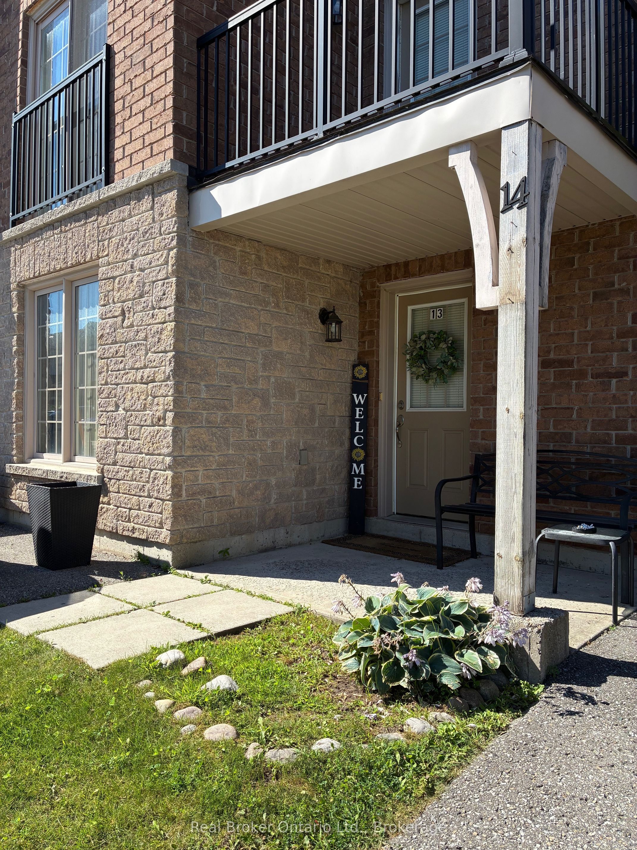 175 Stanley Street 13, Barrie, ON L4M 0G2 photo 2
