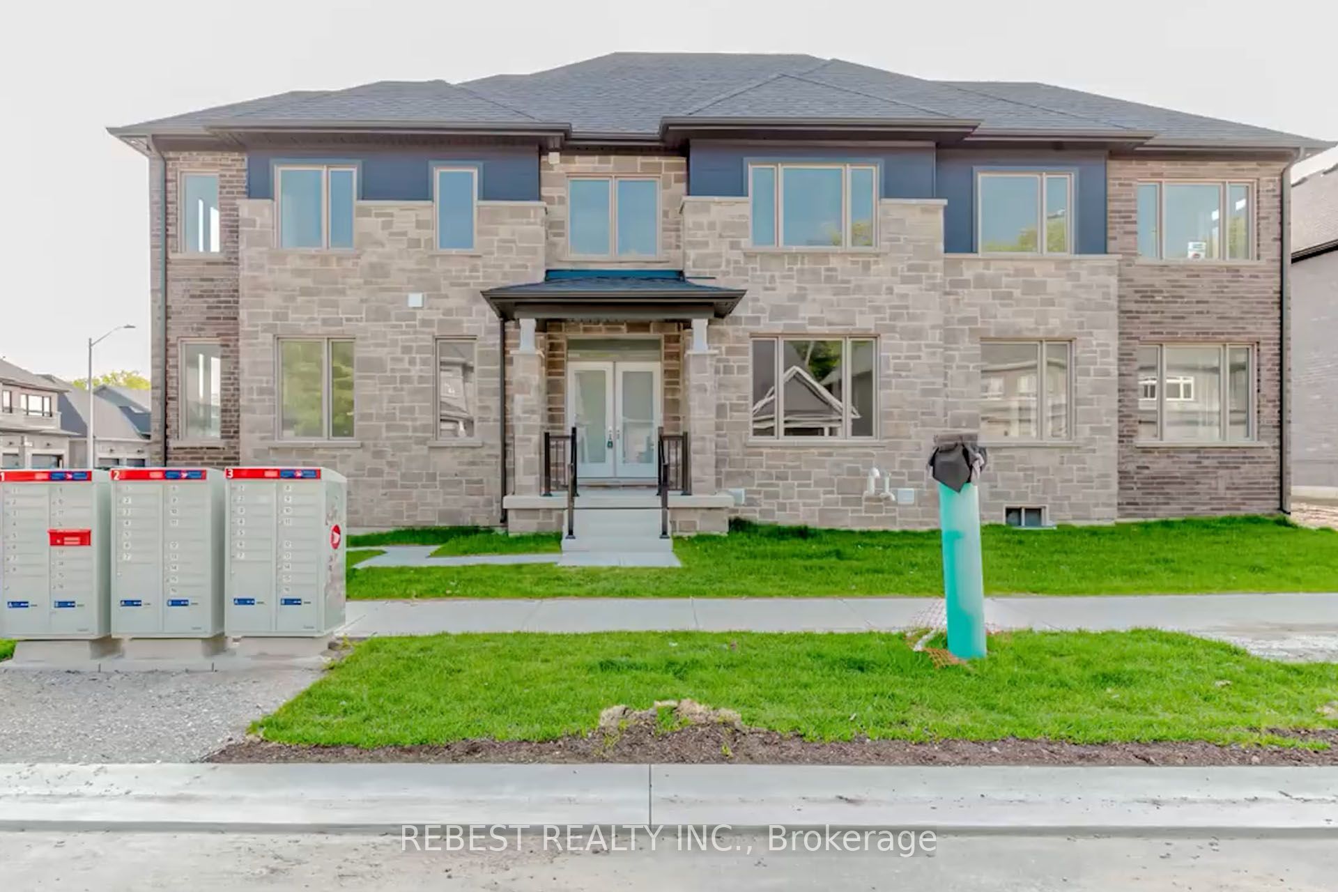 46 Franklin Trail, Barrie, ON L9J 0B1 photo 2