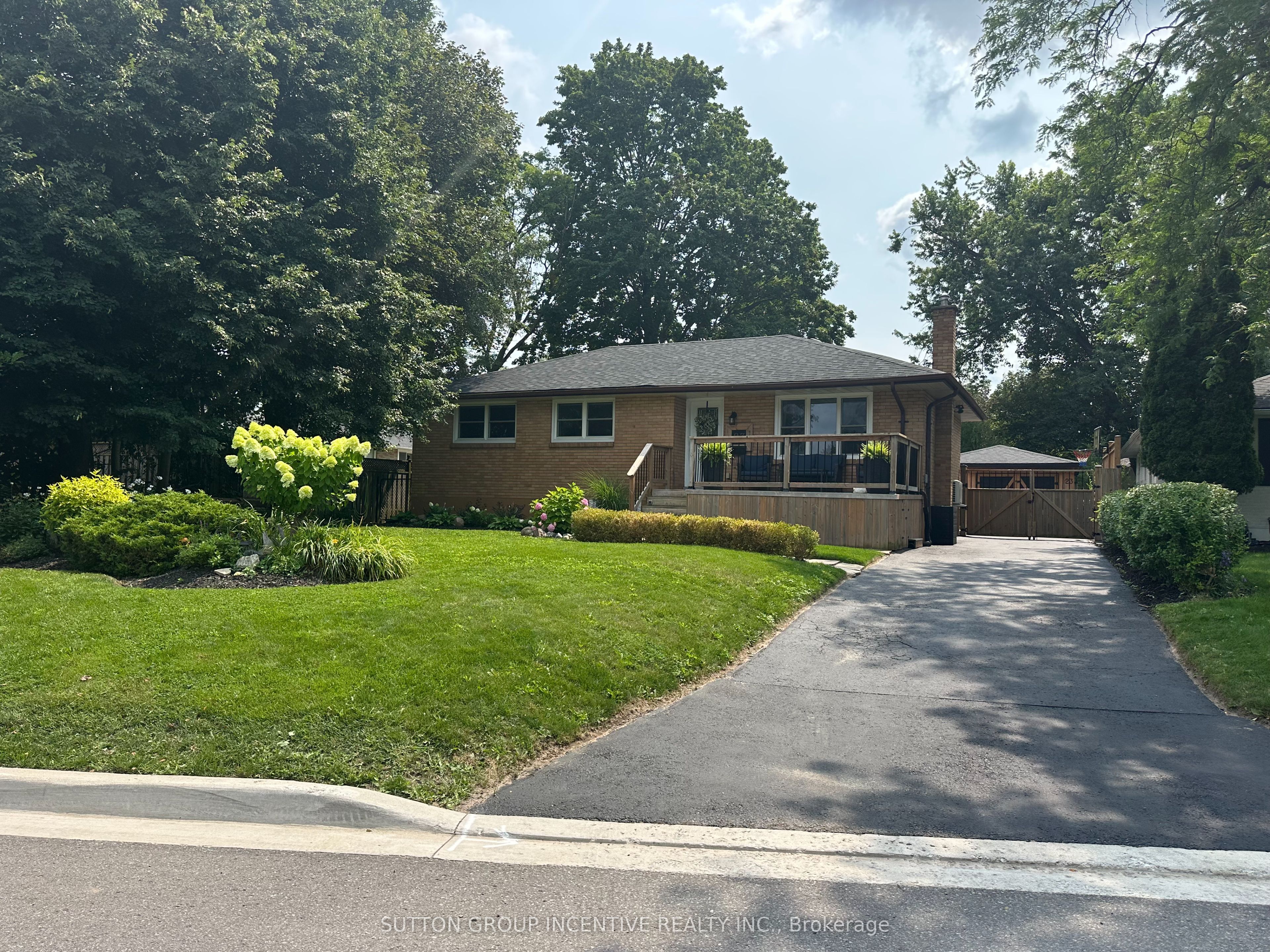 23 Northpark Road, Barrie, ON L4M 2J5 photo 2