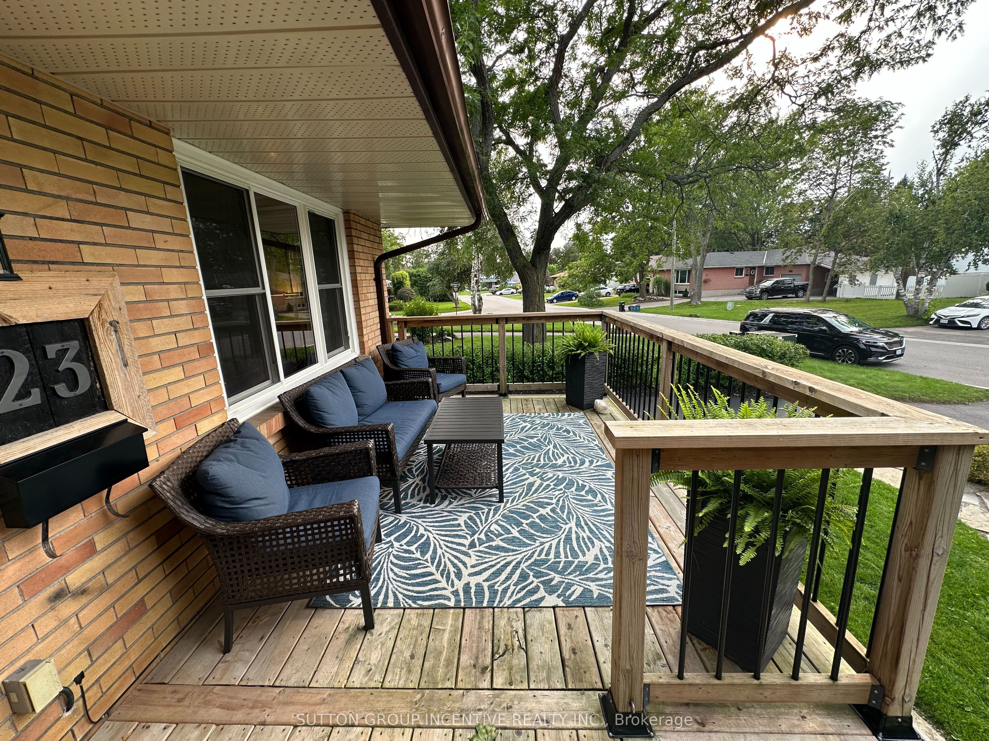 23 Northpark Road, Barrie, ON L4M 2J5 photo 3