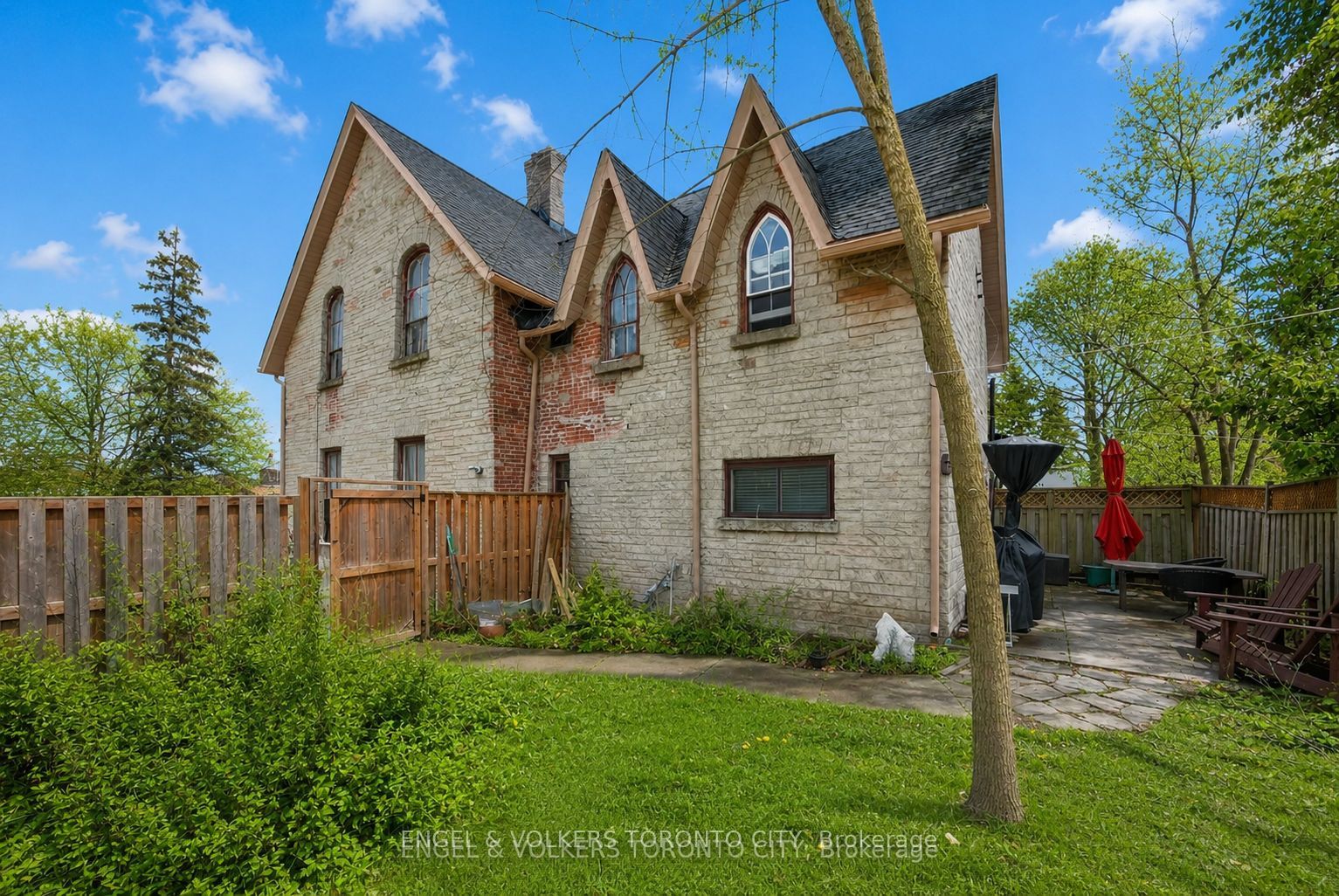 64 High Street, Barrie, ON L4N 1W4 photo 2