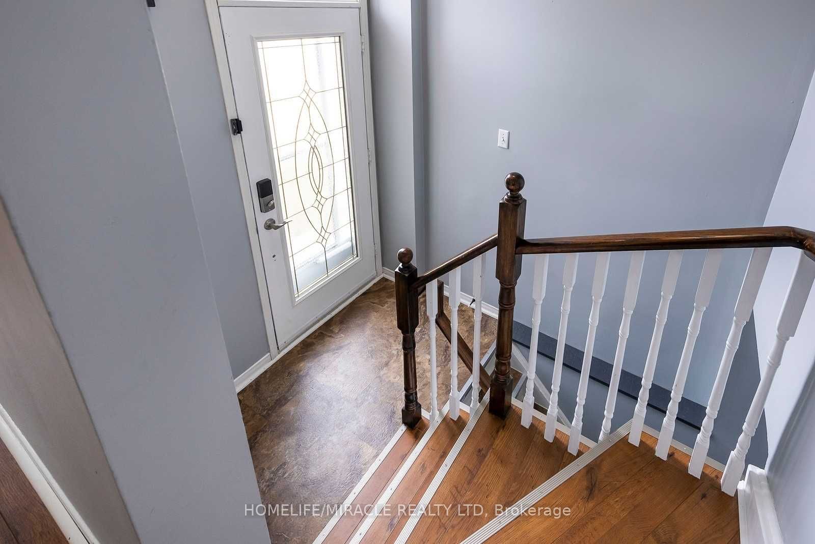 214 Dyer Drive, Wasaga Beach, ON L9Z 1E5 photo 3