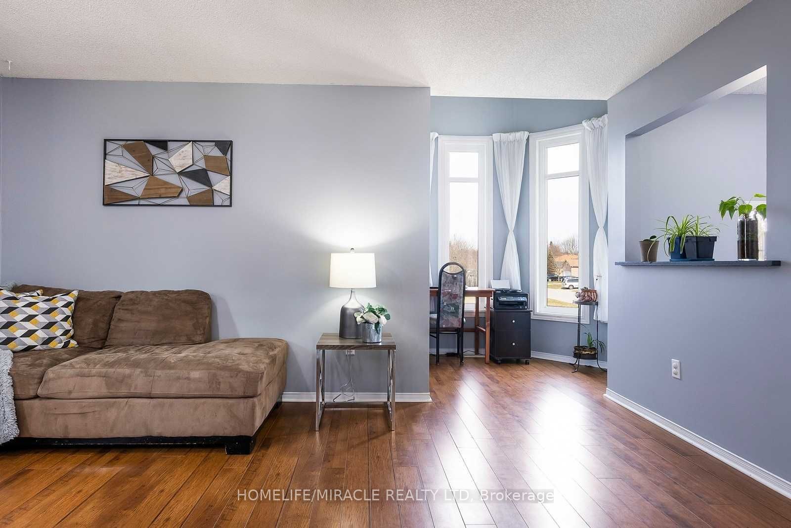 214 Dyer Drive, Wasaga Beach, ON L9Z 1E5 photo 4