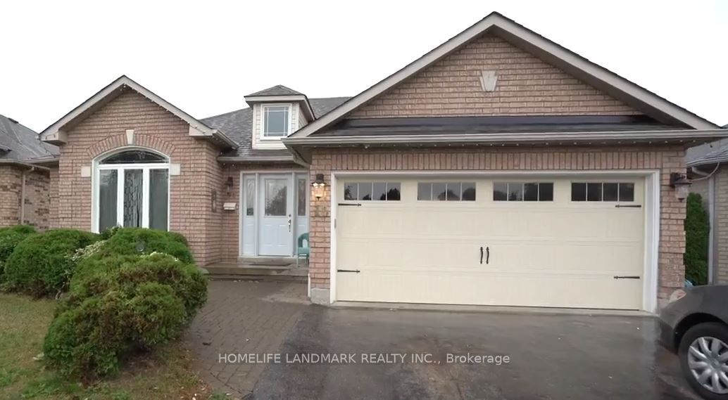 10 Summerset Drive Lower, Barrie, ON L4N 9L7
