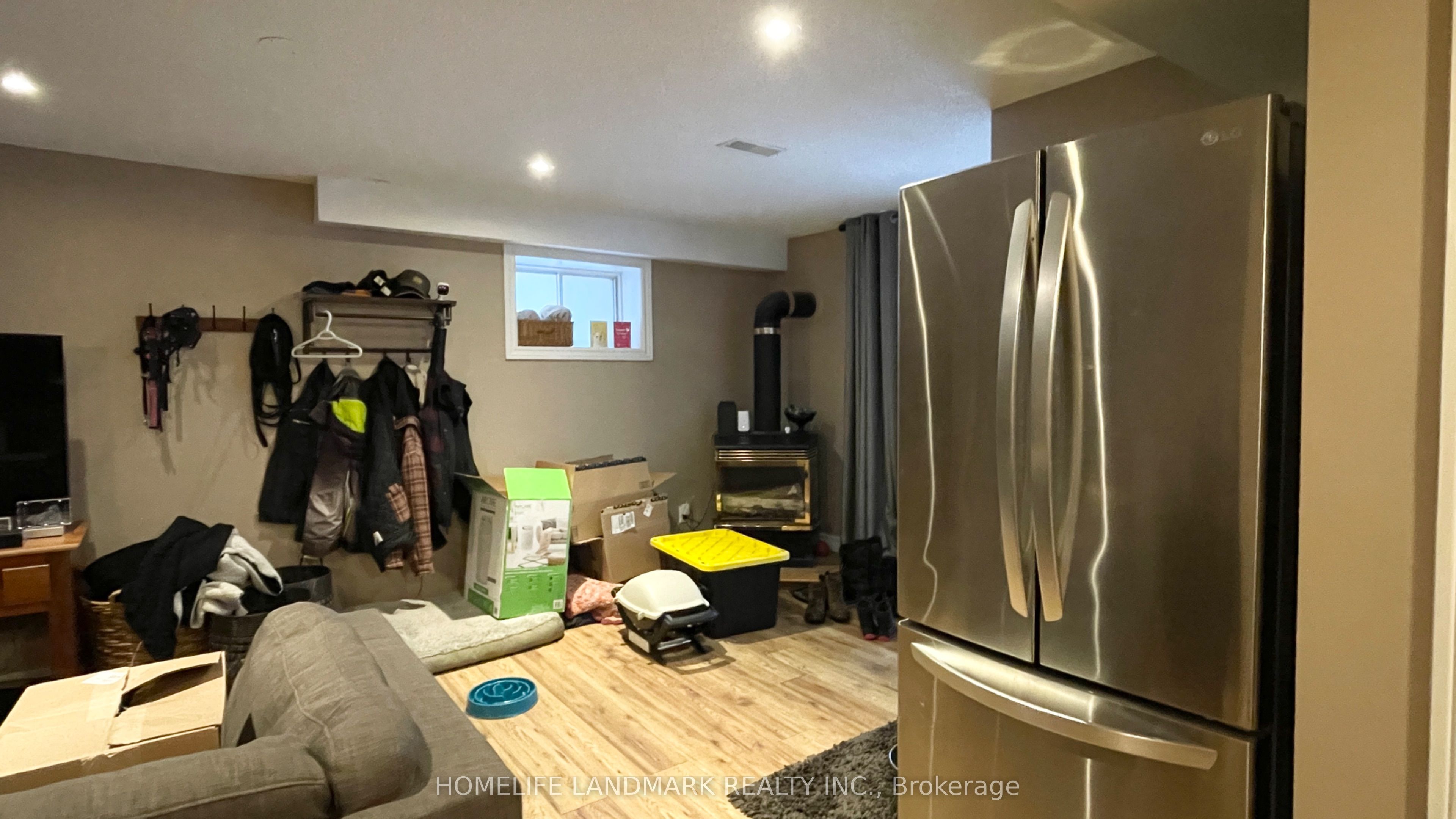 10 Summerset Drive Lower, Barrie, ON L4N 9L7 photo 3