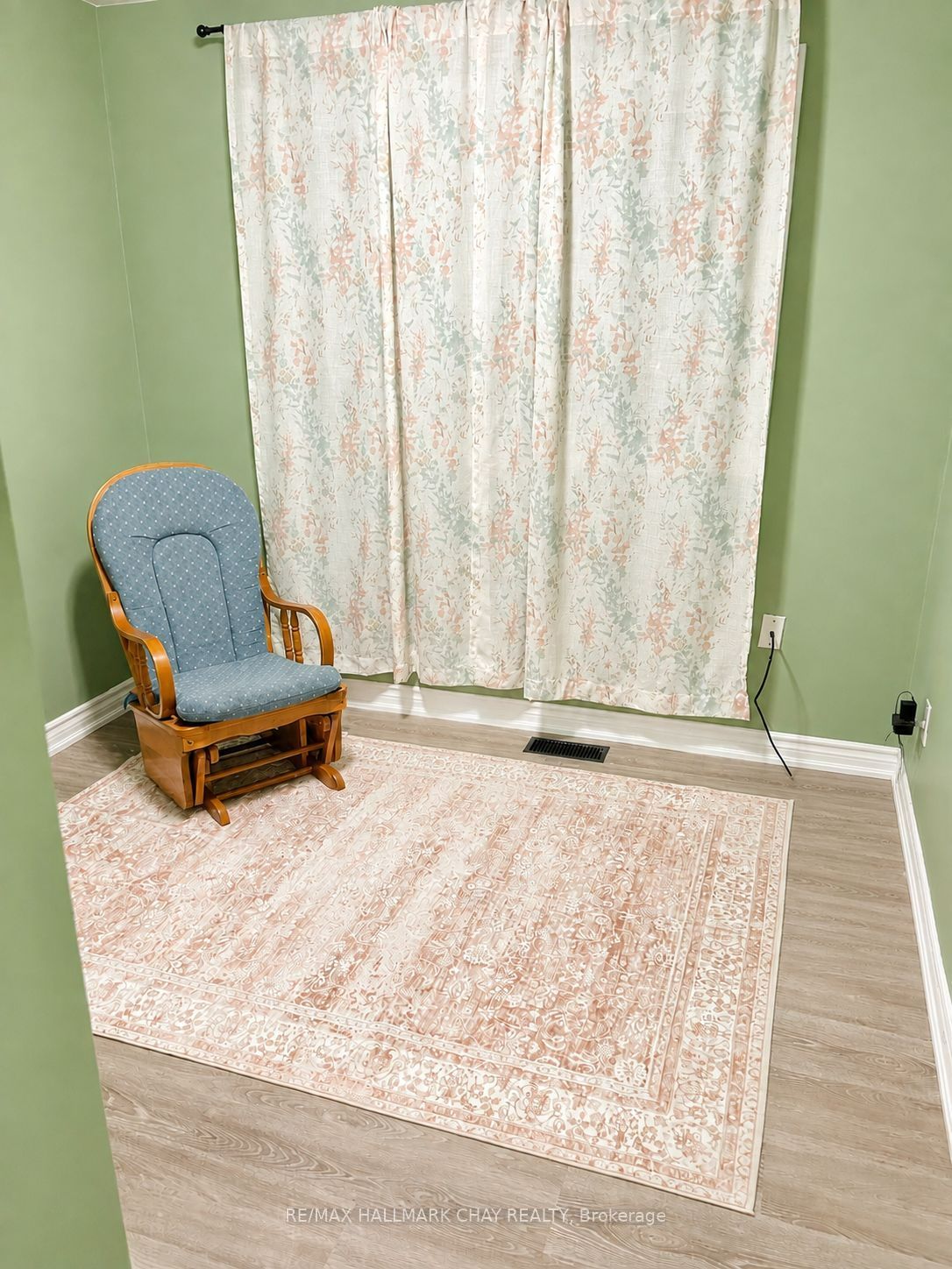 193 St Vincent Street, Barrie, ON L4M 3Z5 photo 4