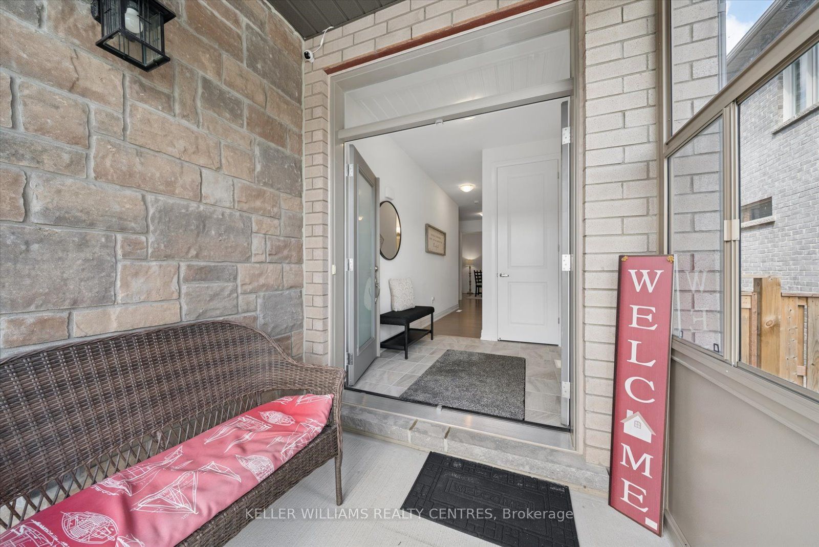 41 Mabern Street, Barrie, ON L9J 0J1 photo 4