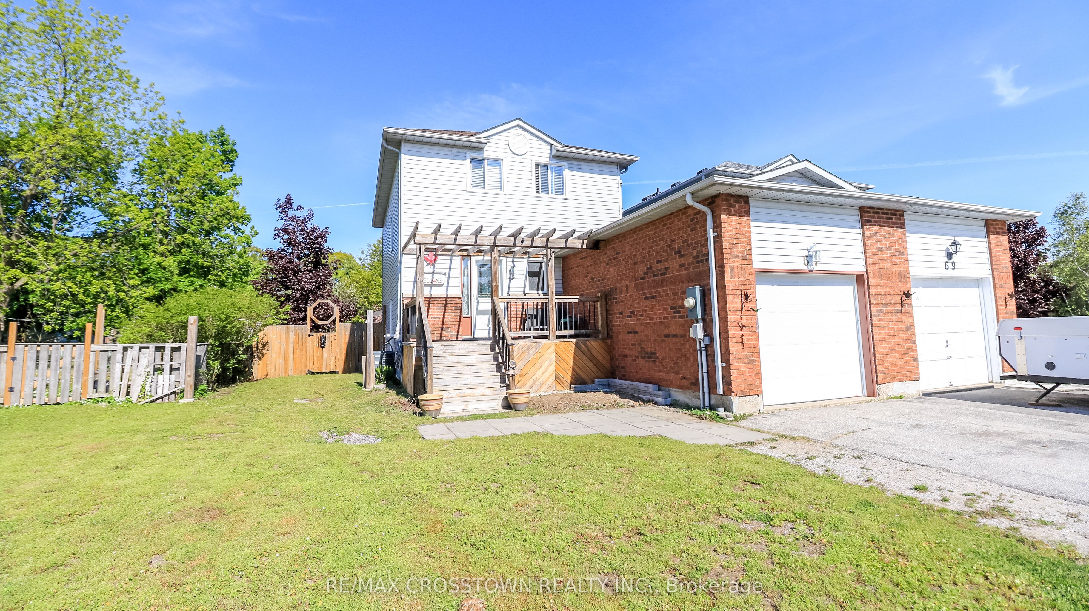 67 Donald Crescent, Wasaga Beach, ON L9Z 1E3
