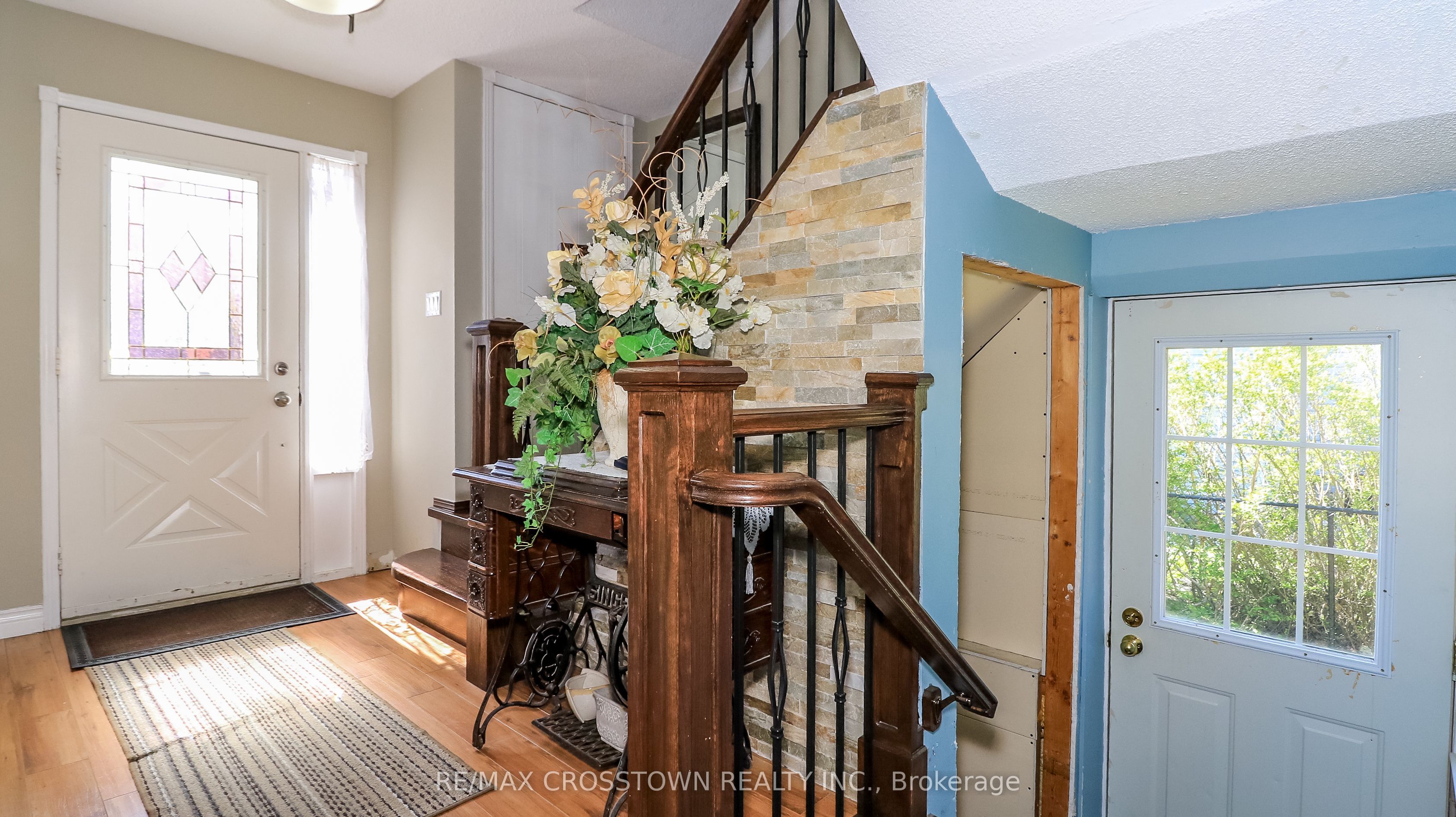67 Donald Crescent, Wasaga Beach, ON L9Z 1E3 photo 3