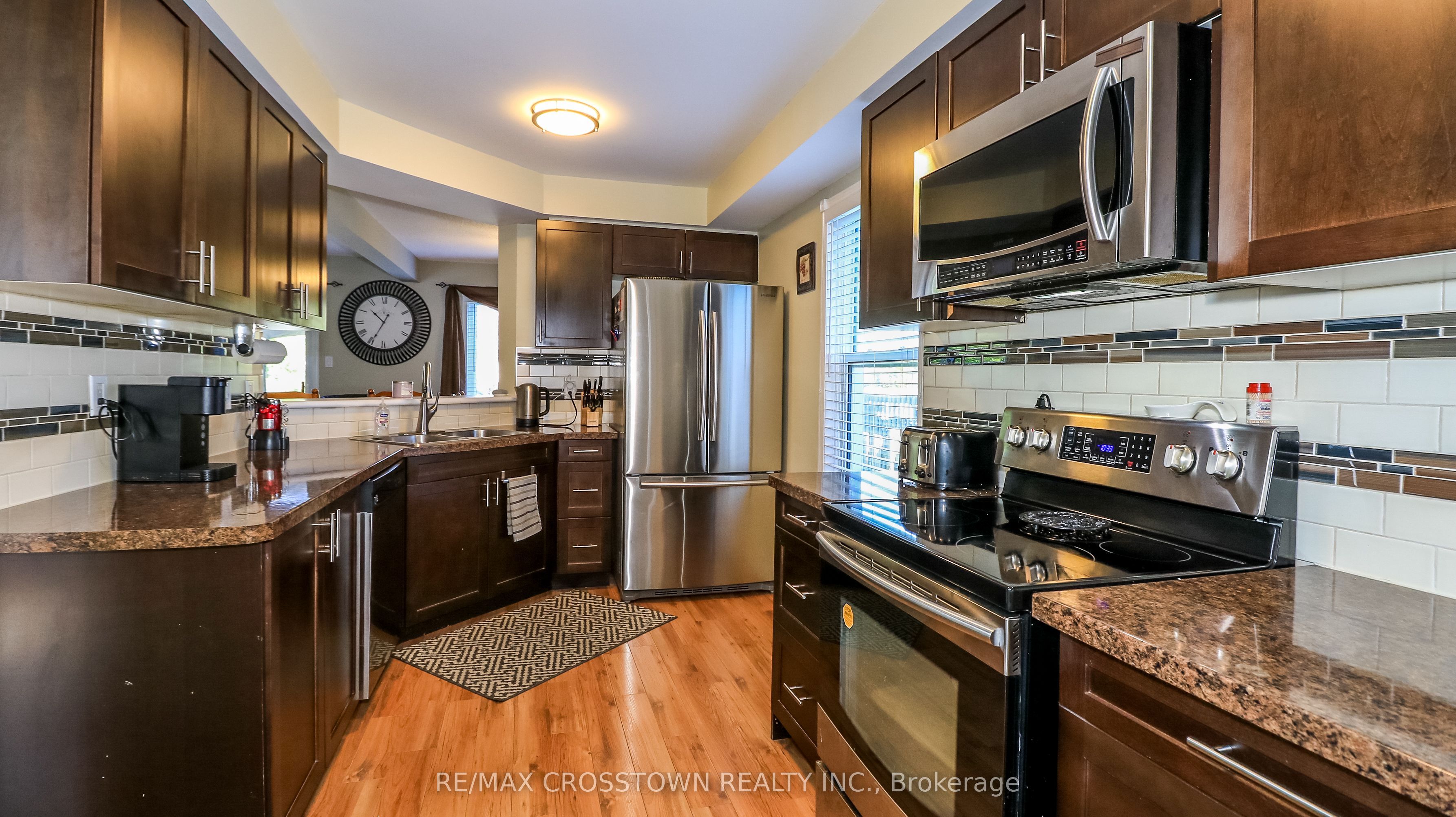 67 Donald Crescent, Wasaga Beach, ON L9Z 1E3 photo 4