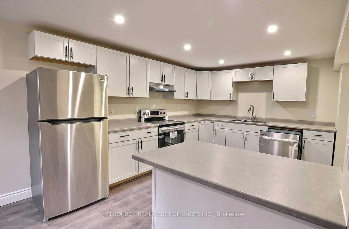 68 Red Oak Drive Unit B, Barrie, ON L4N 9M5 photo 2