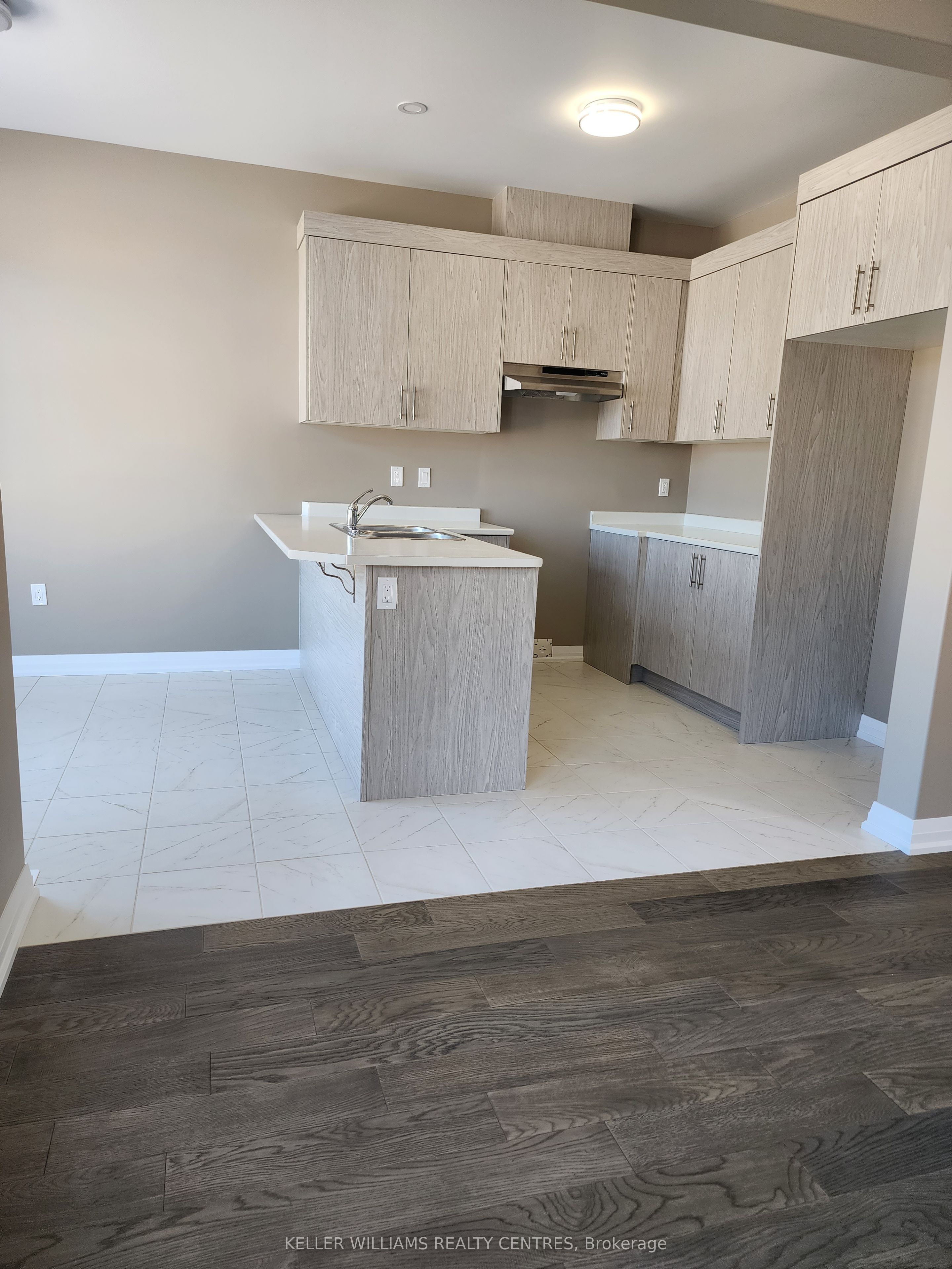 59 Copperhill Heights, Barrie, ON L9J 0K6 photo 4