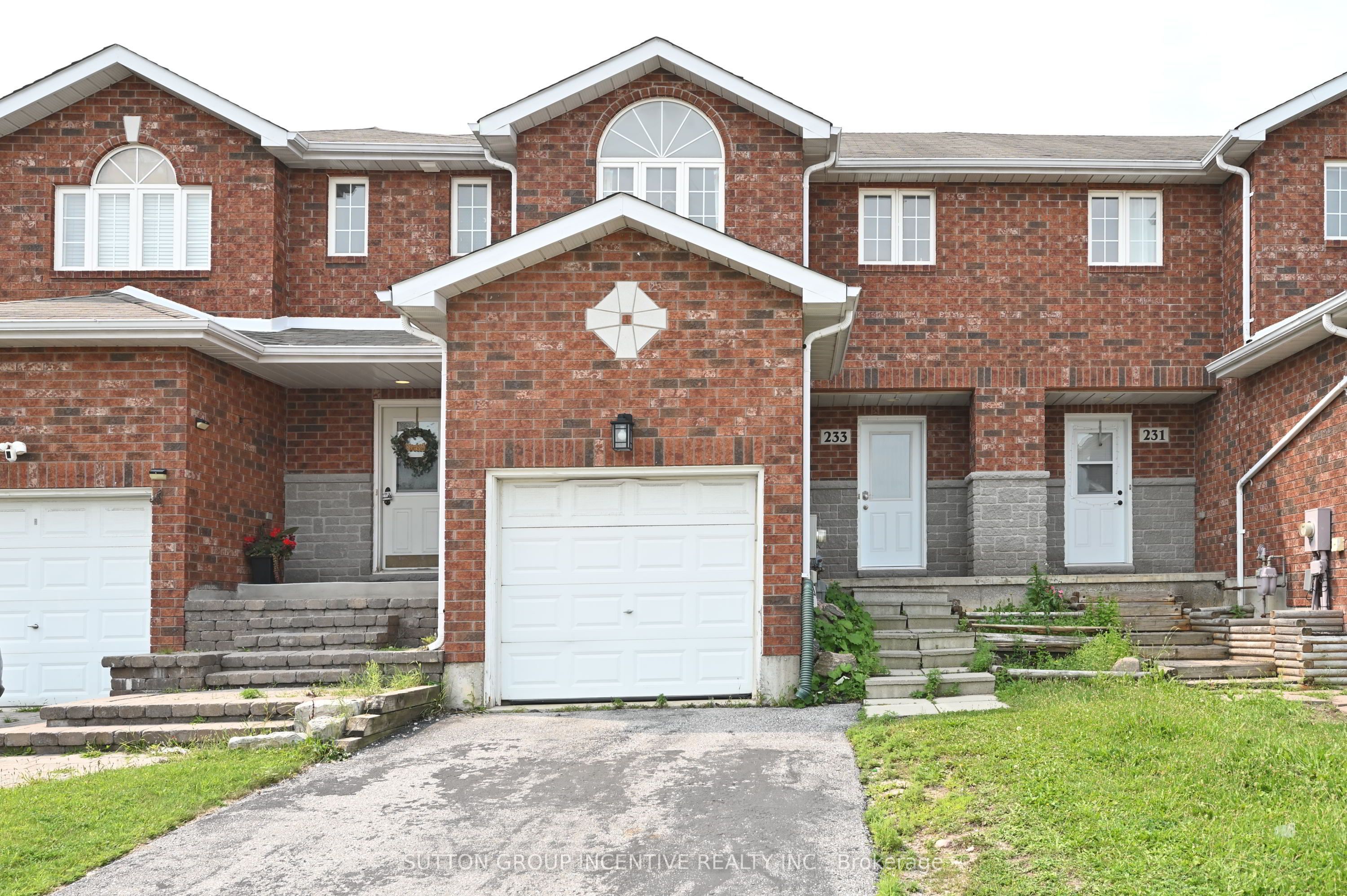 233 Stanley Street, Barrie, ON L4M 6X9