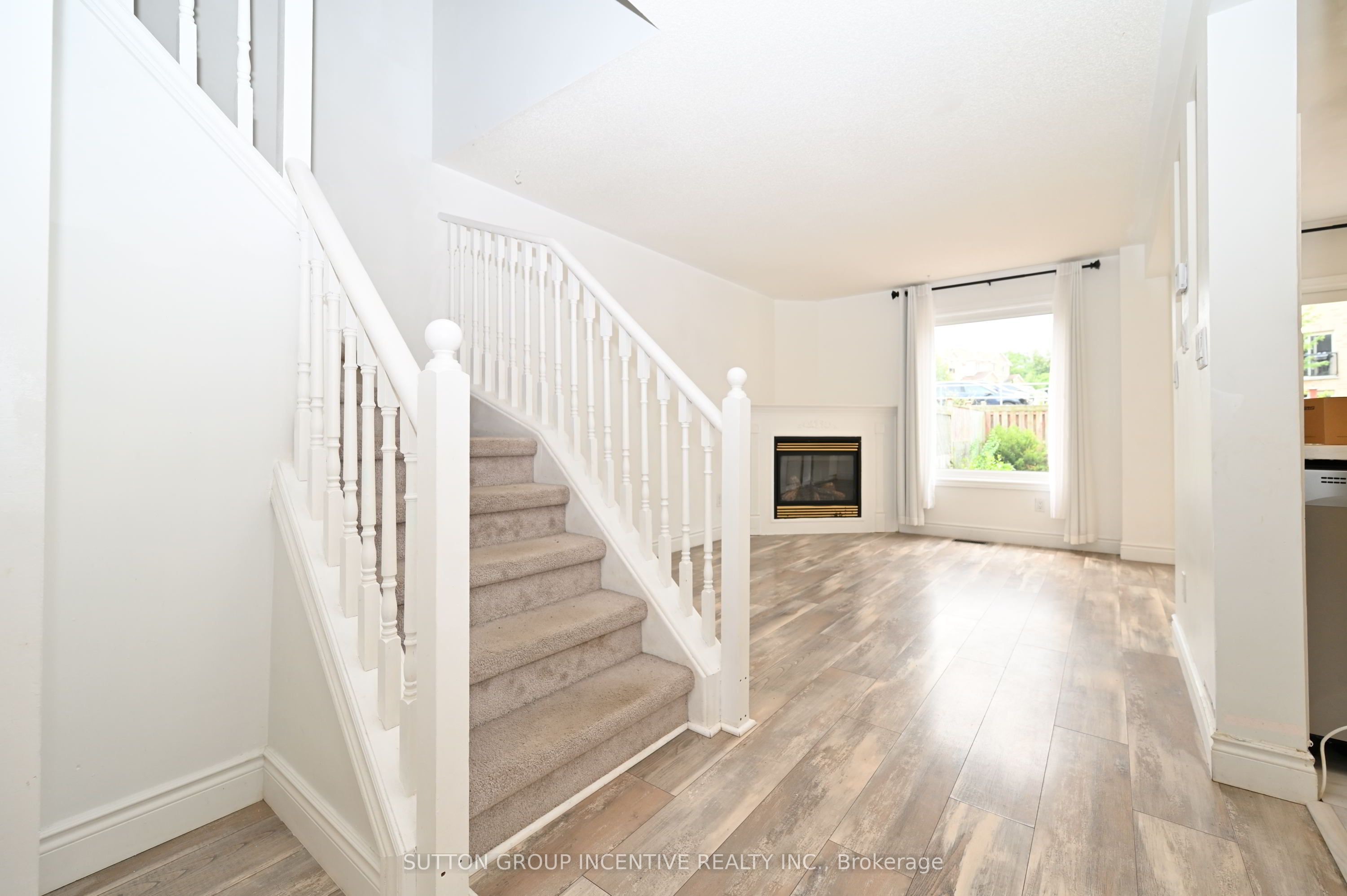 233 Stanley Street, Barrie, ON L4M 6X9 photo 5
