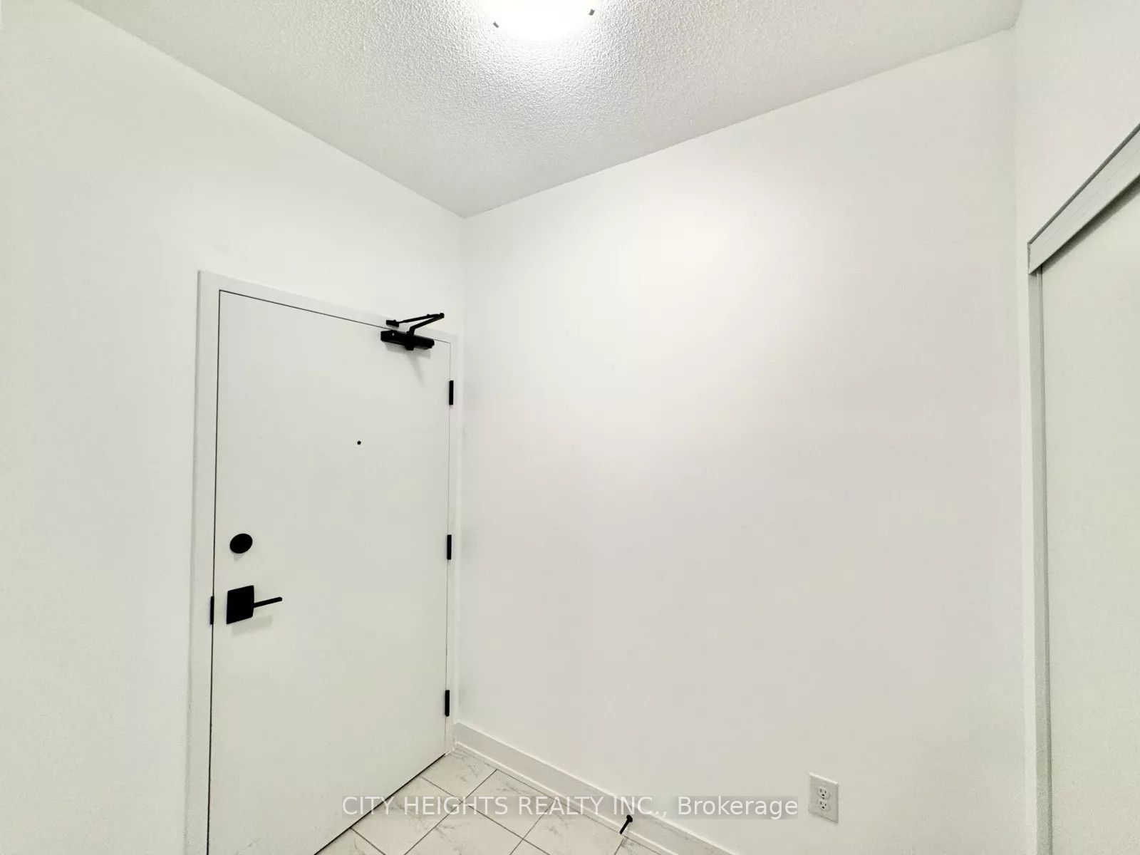 10 Culinary Lane 205, Barrie, ON L9J 0K2 photo 5