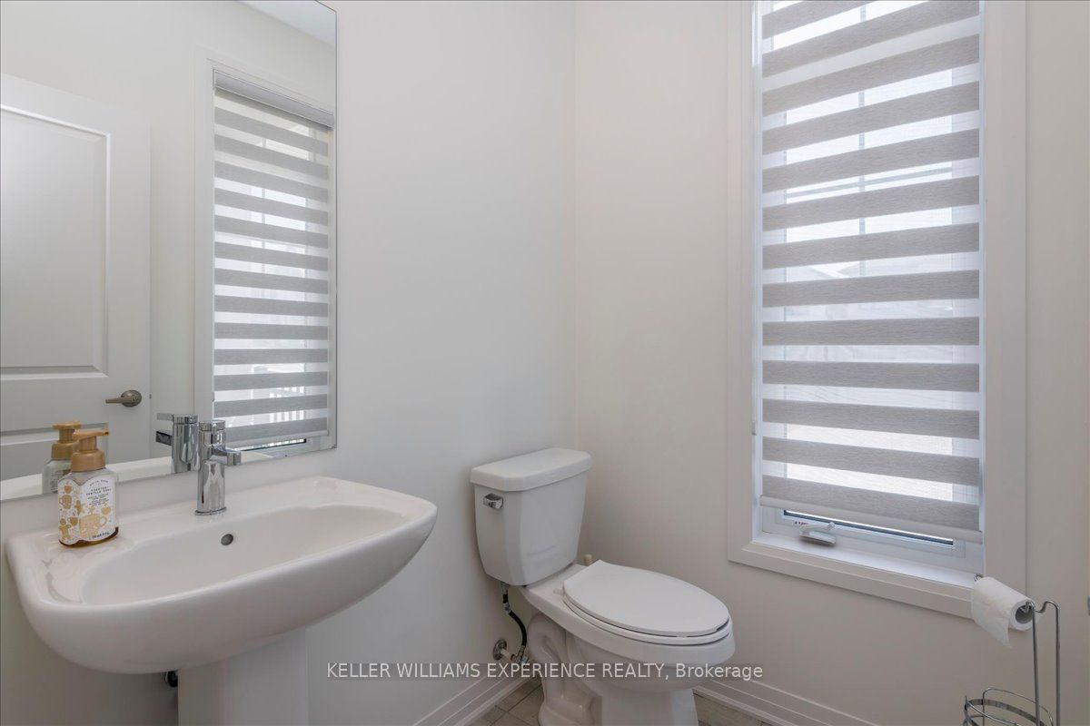 2 Sagewood Avenue, Barrie, ON L9J 0L1 photo 4