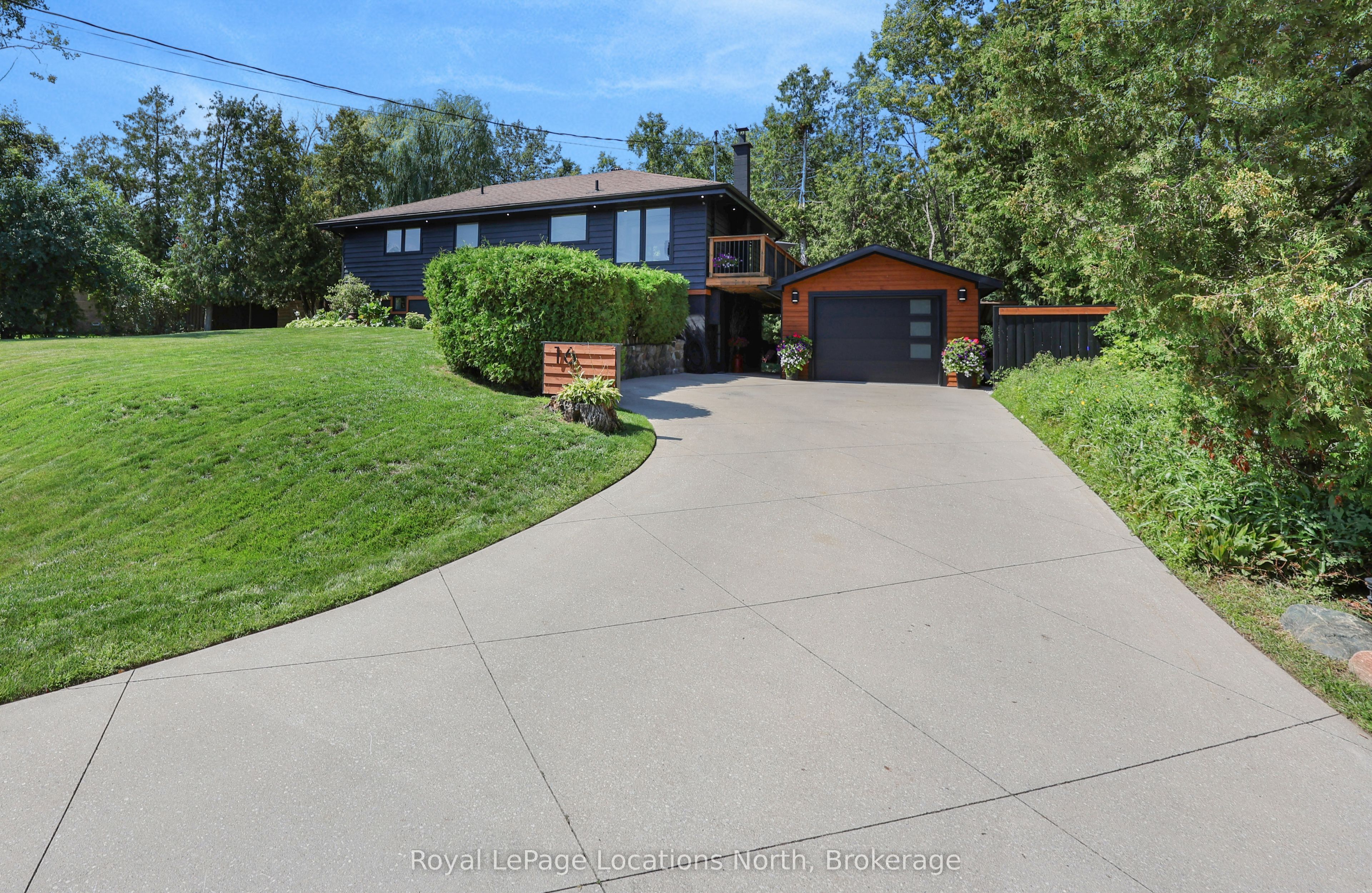 16 Huronia Pathway, Collingwood, ON L9Y 3Z1