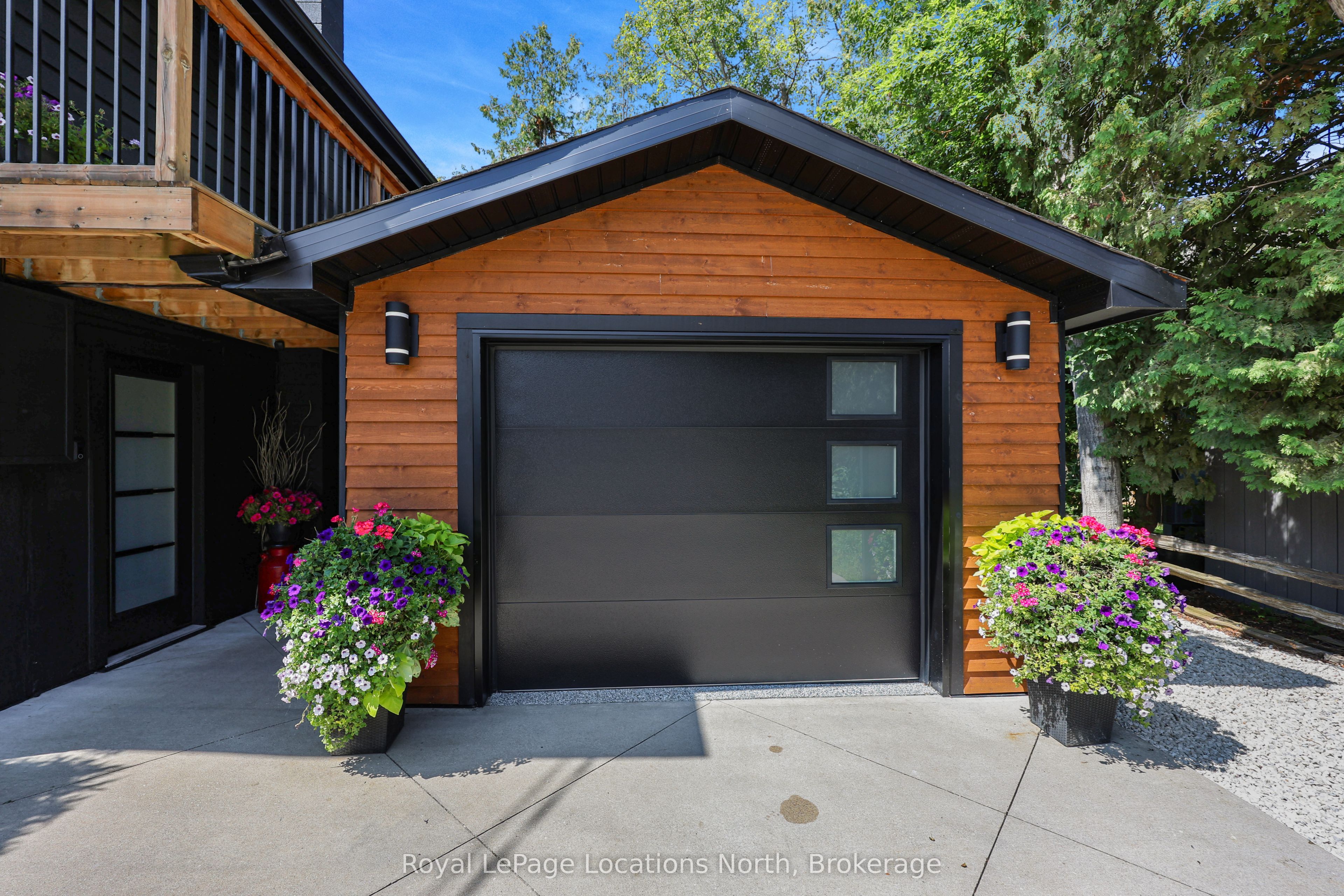 16 Huronia Pathway, Collingwood, ON L9Y 3Z1 photo 3