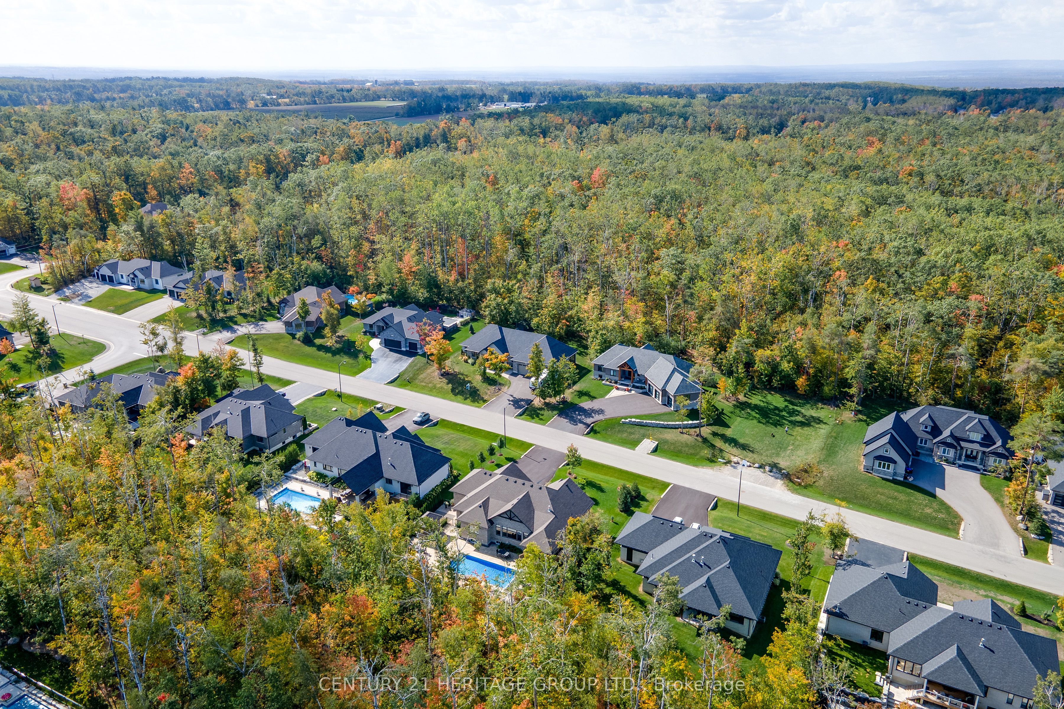 13 Byers Street, Springwater, ON L9X 2A3 photo 5