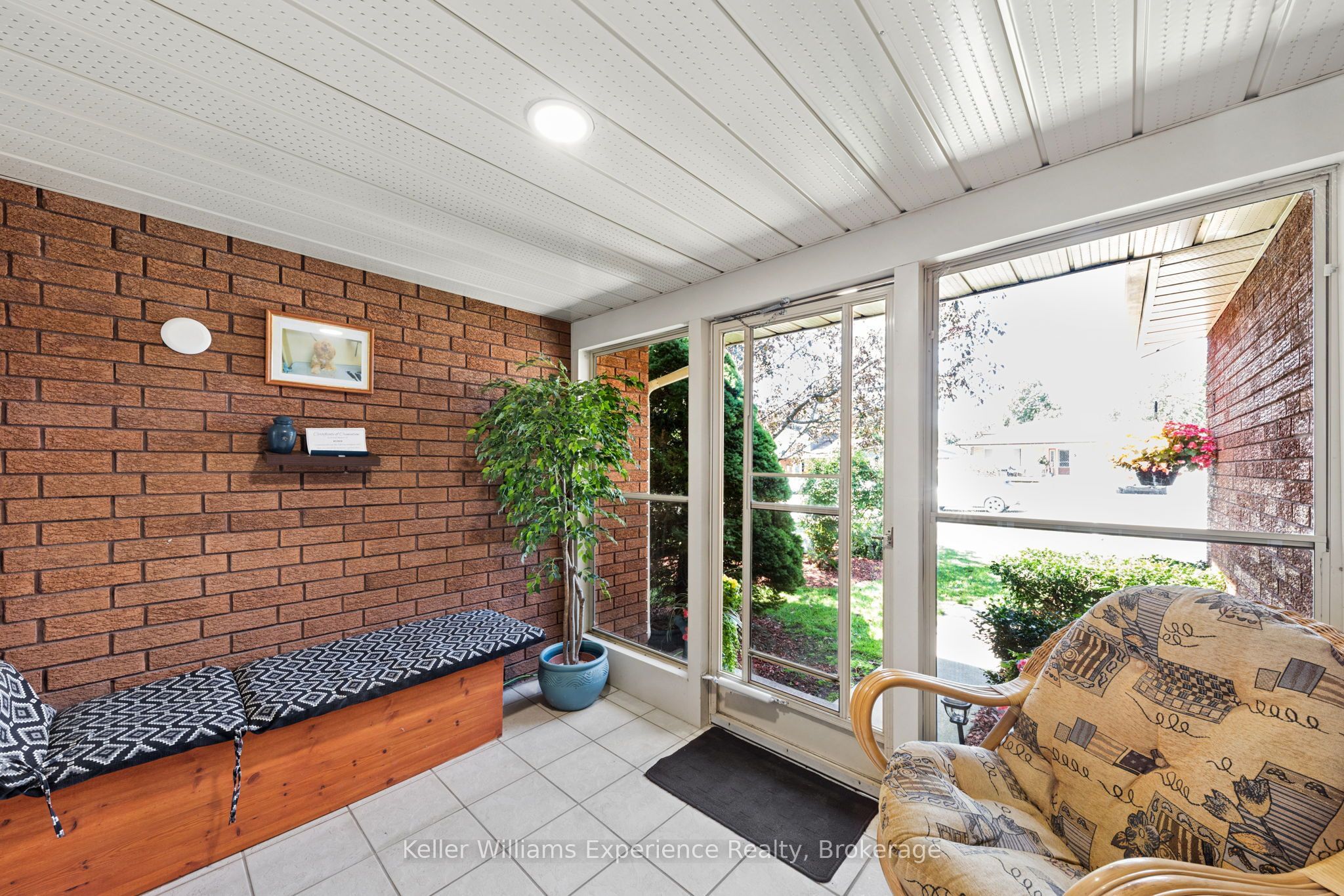 6 Bonaventure Place, Penetanguishene, ON L9M 1J3 photo 3