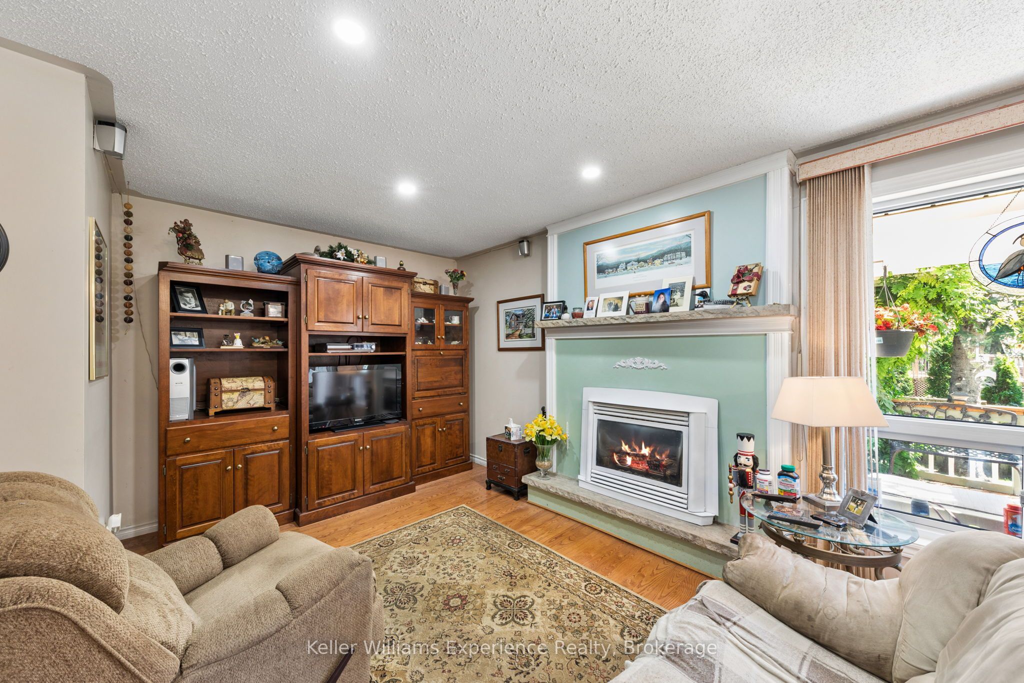 6 Bonaventure Place, Penetanguishene, ON L9M 1J3 photo 4