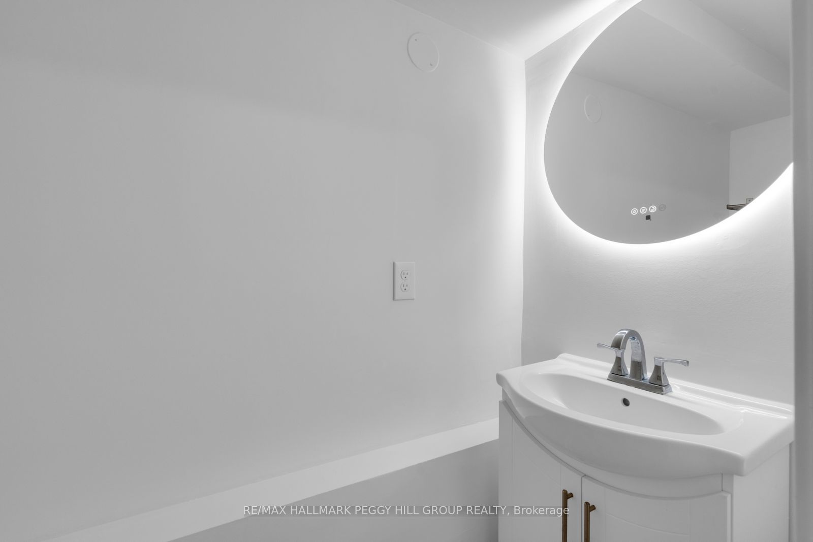 63 Ferris Lane B1, Barrie, ON L4M 5C4 photo 5