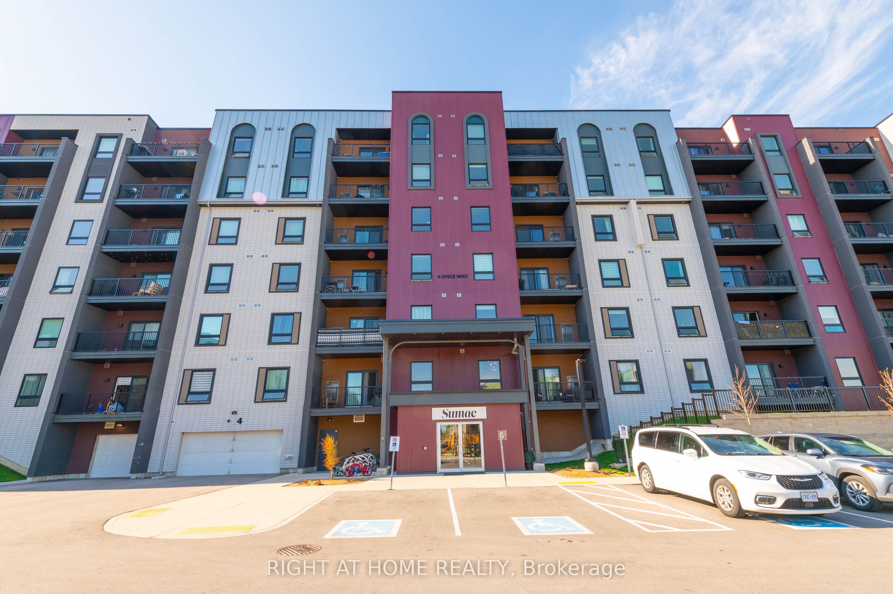 4 Spice Way 202, Barrie, ON L9J 0M2 photo 2