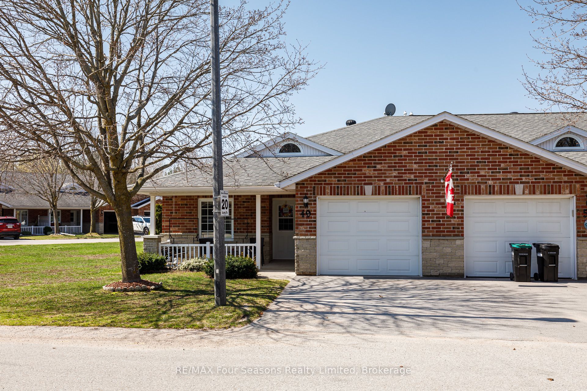 275 Huron Street 49, Clearview, ON L0M 1S0 photo 3