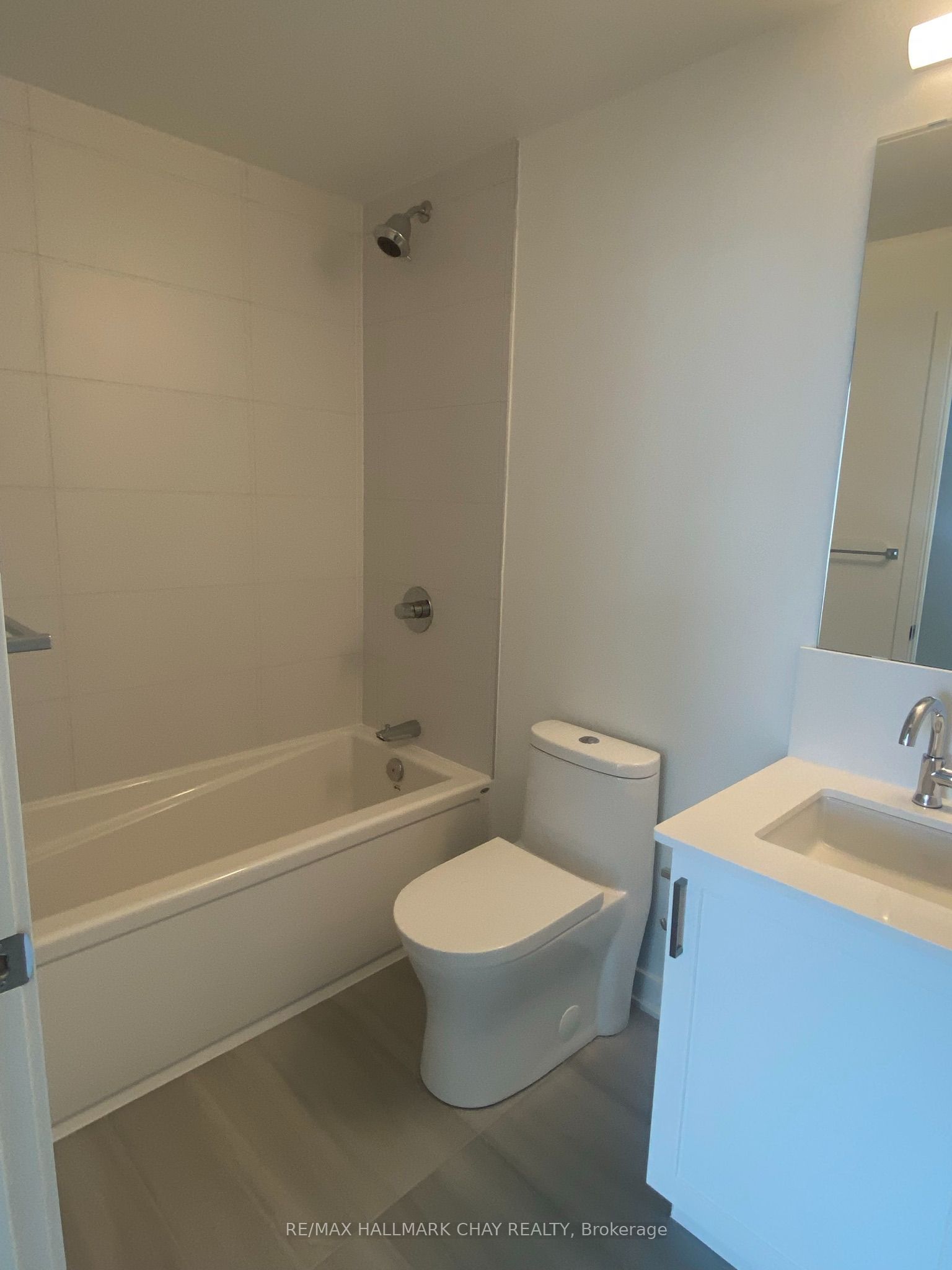 681 Yonge Street 317, Barrie, ON L4N 4E8 photo 5