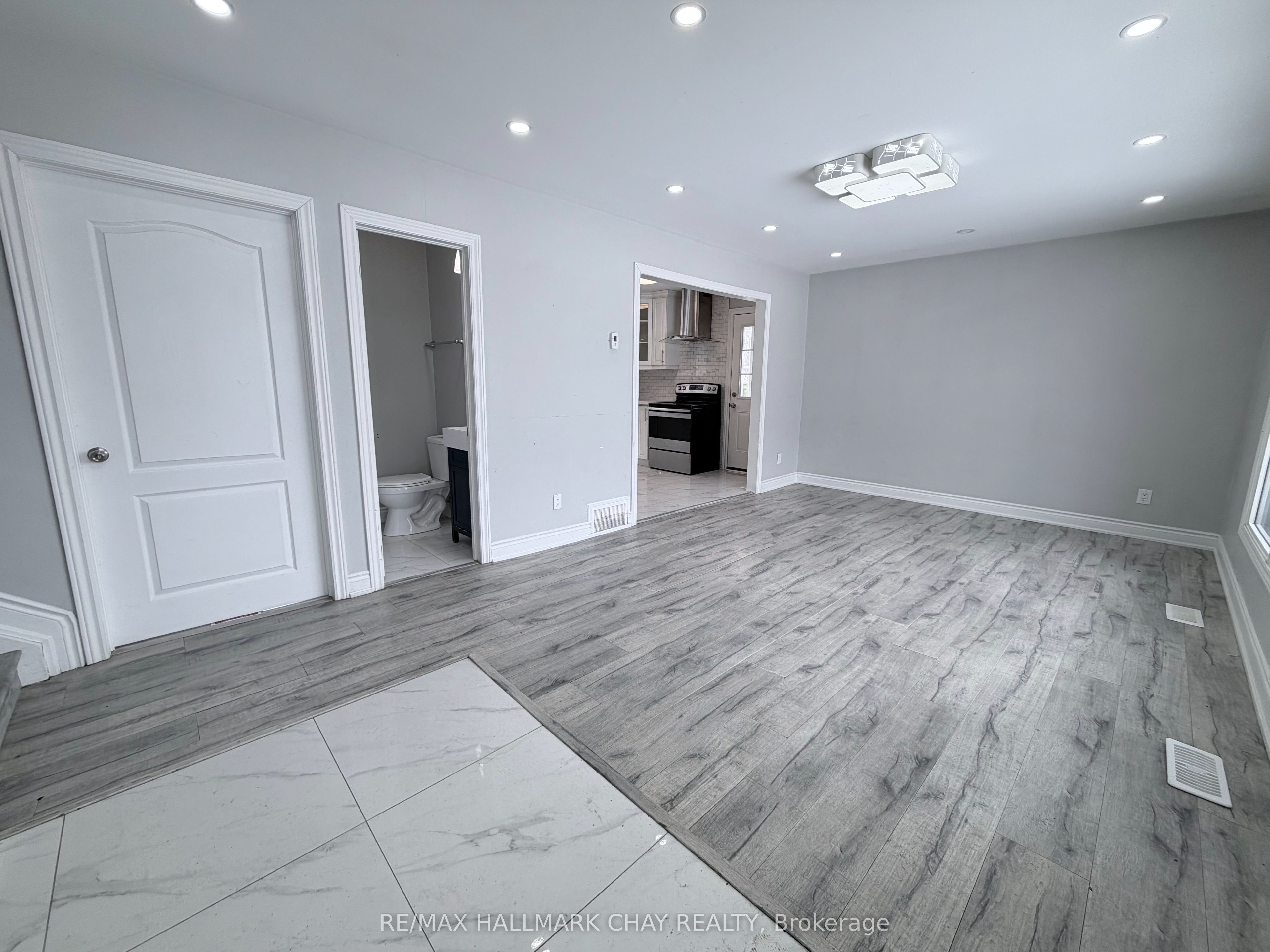 152 Rose Street Main, Barrie, ON L4M 2T7 photo 3