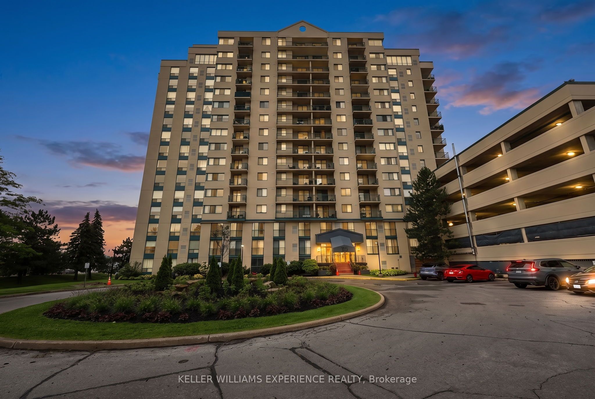 75 ELLEN Street #904, Barrie, ON L4N 7R6