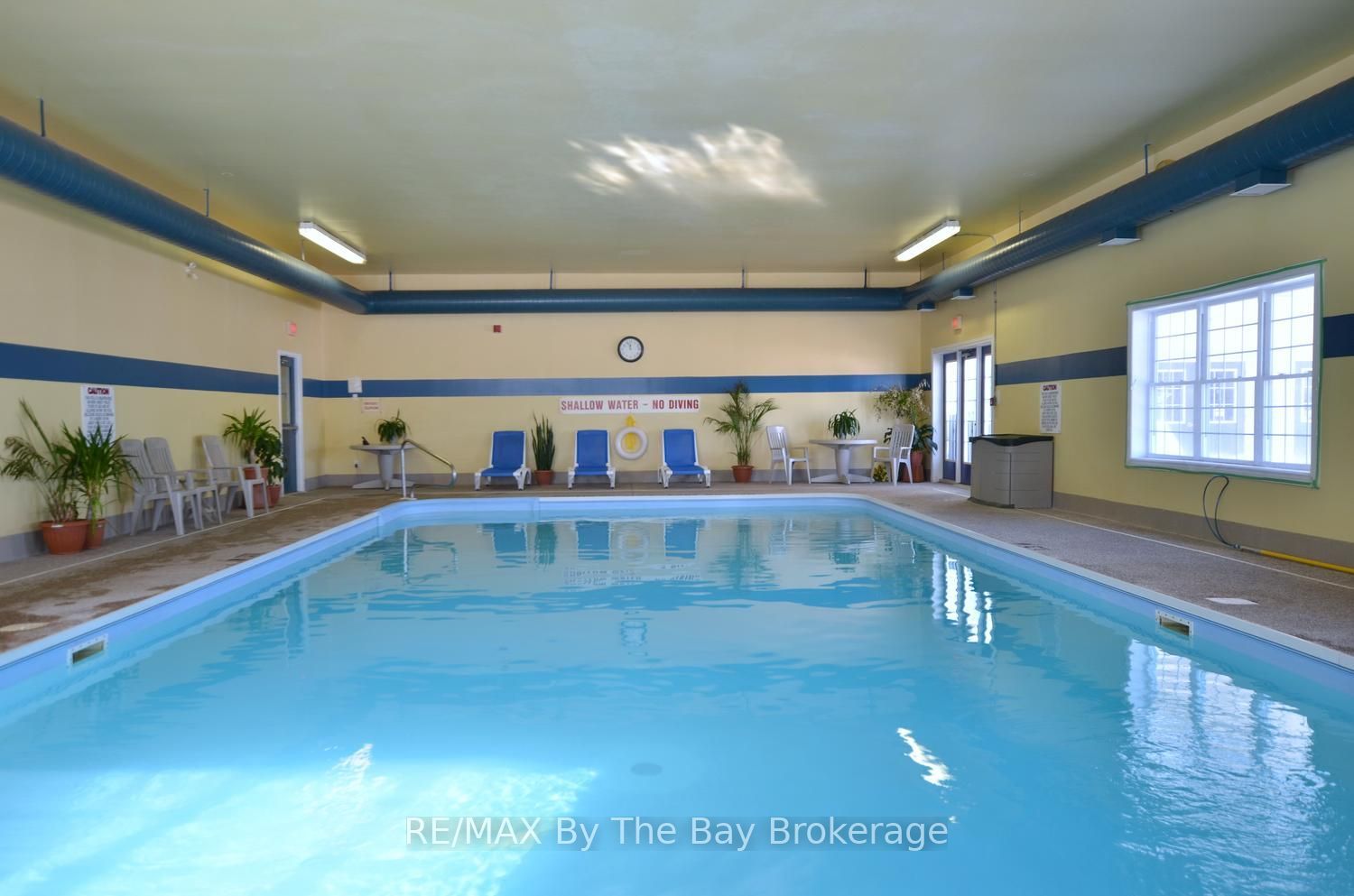 148 New York Avenue, Wasaga Beach, ON L9Z 3A8 photo 3