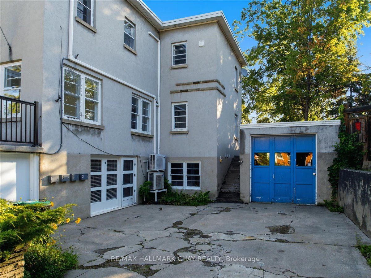 15 Parkside Drive 4, Barrie, ON L4N 1W7 photo 3