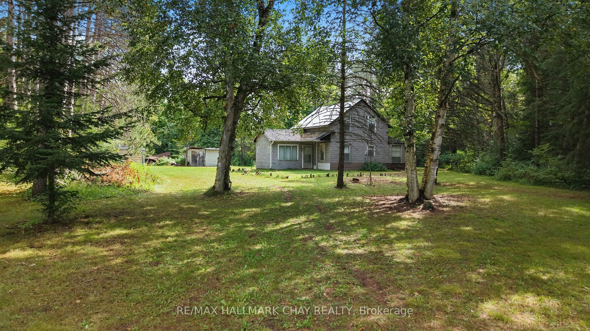 1347 Old Second Road N, Springwater, ON L0L 2K0 photo 2
