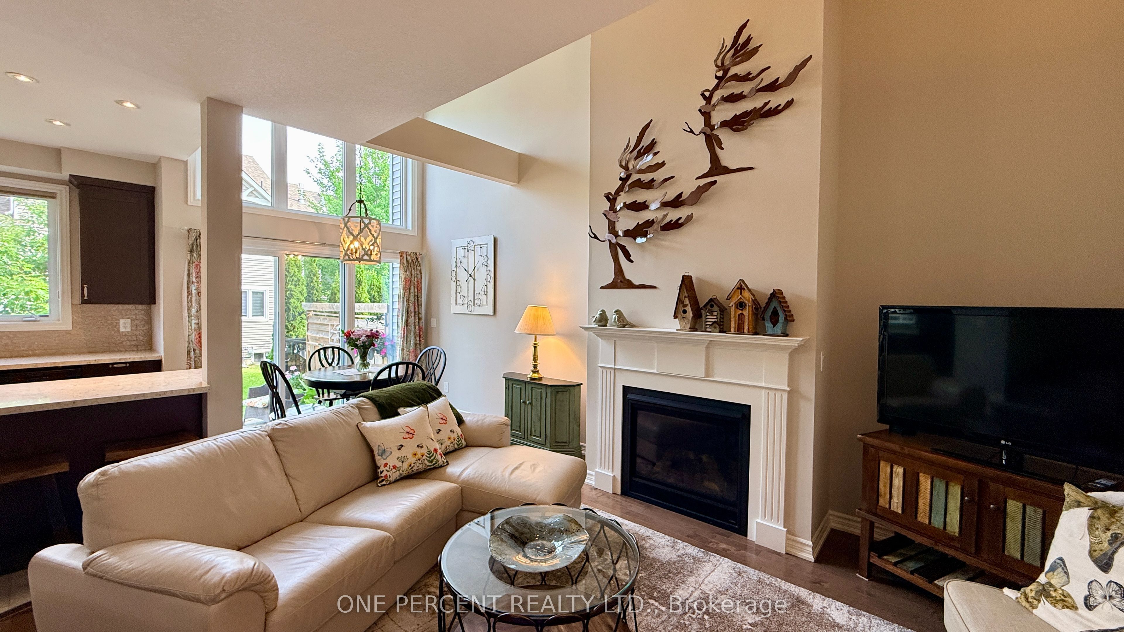 37 Lett Avenue, Collingwood, ON L9Y 0Z5 photo 4