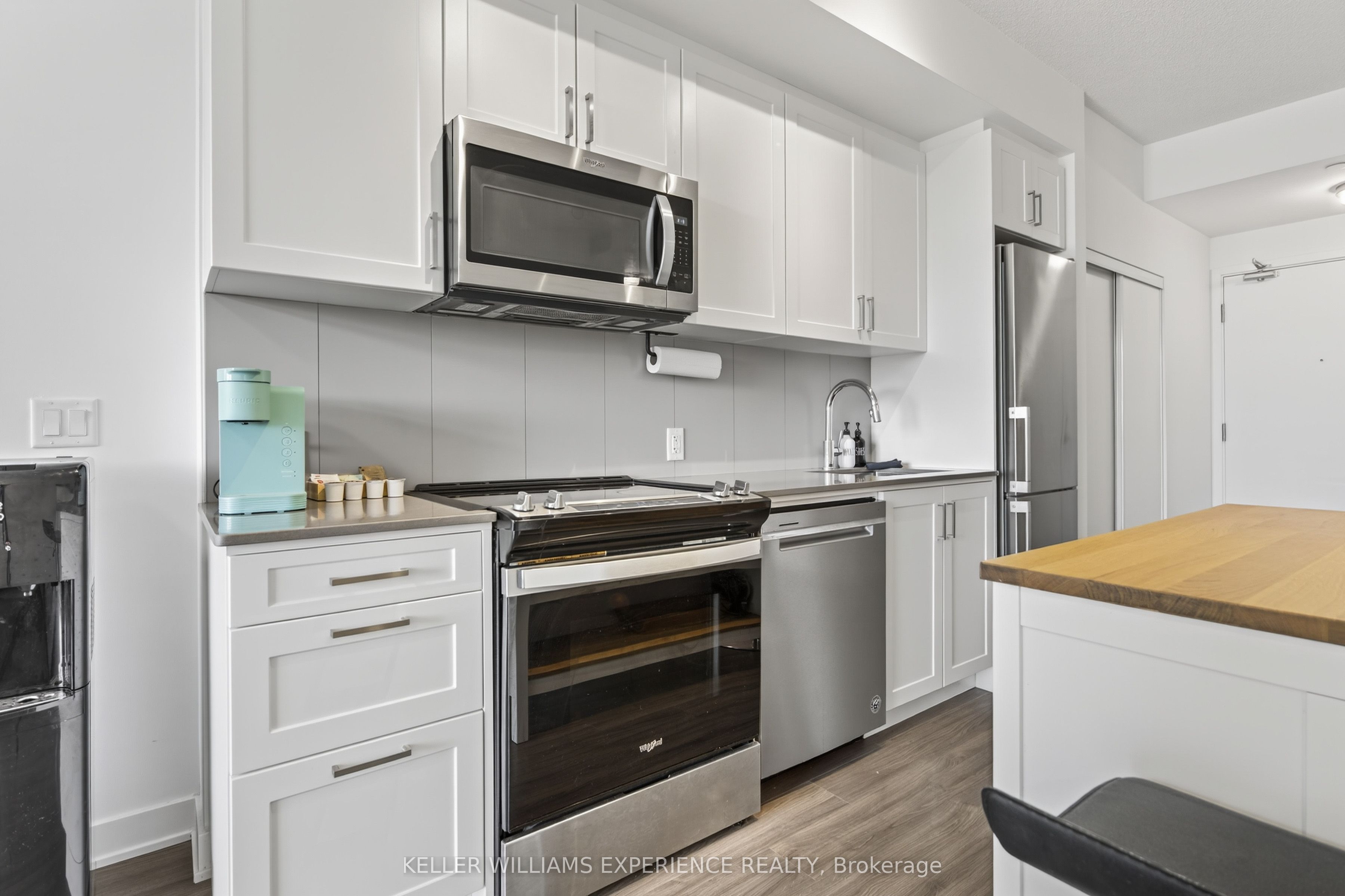 681 Yonge Street 328, Barrie, ON L4N 4E8 photo 3