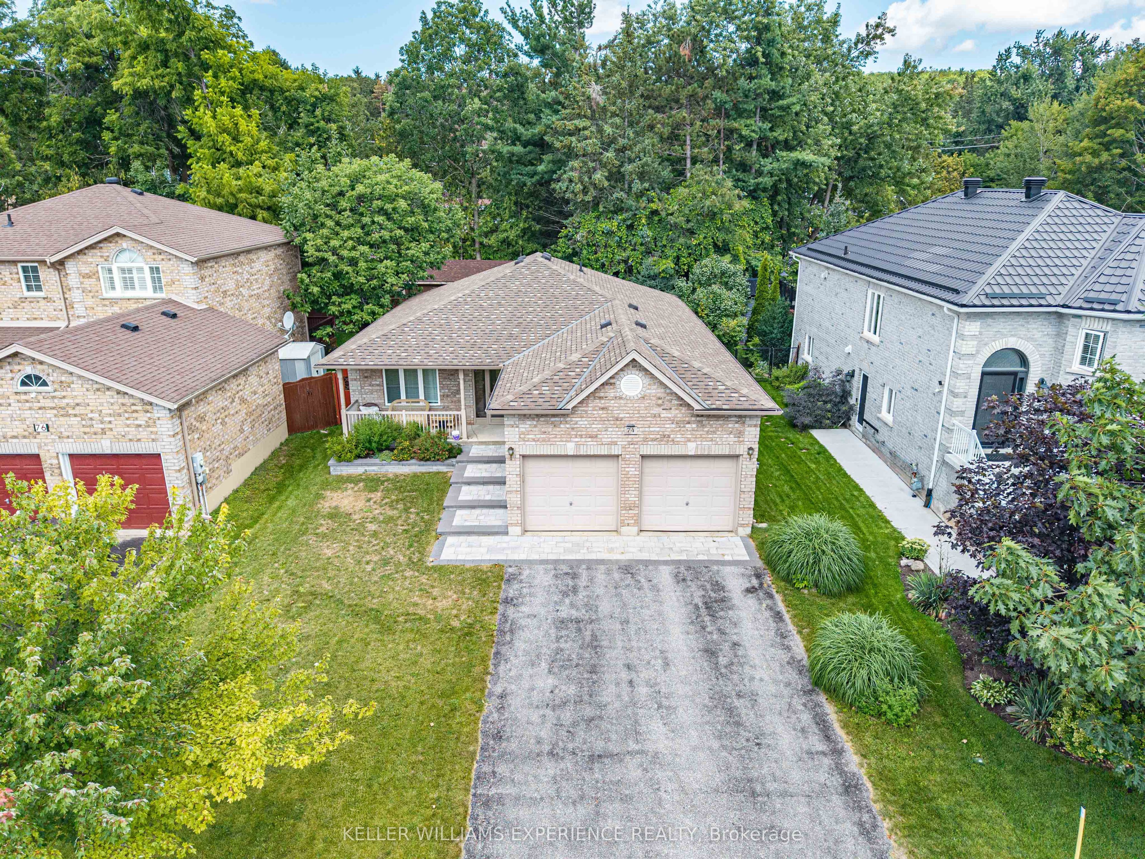 74 Ruffet Drive, Barrie, ON L4N 0N8 photo 2