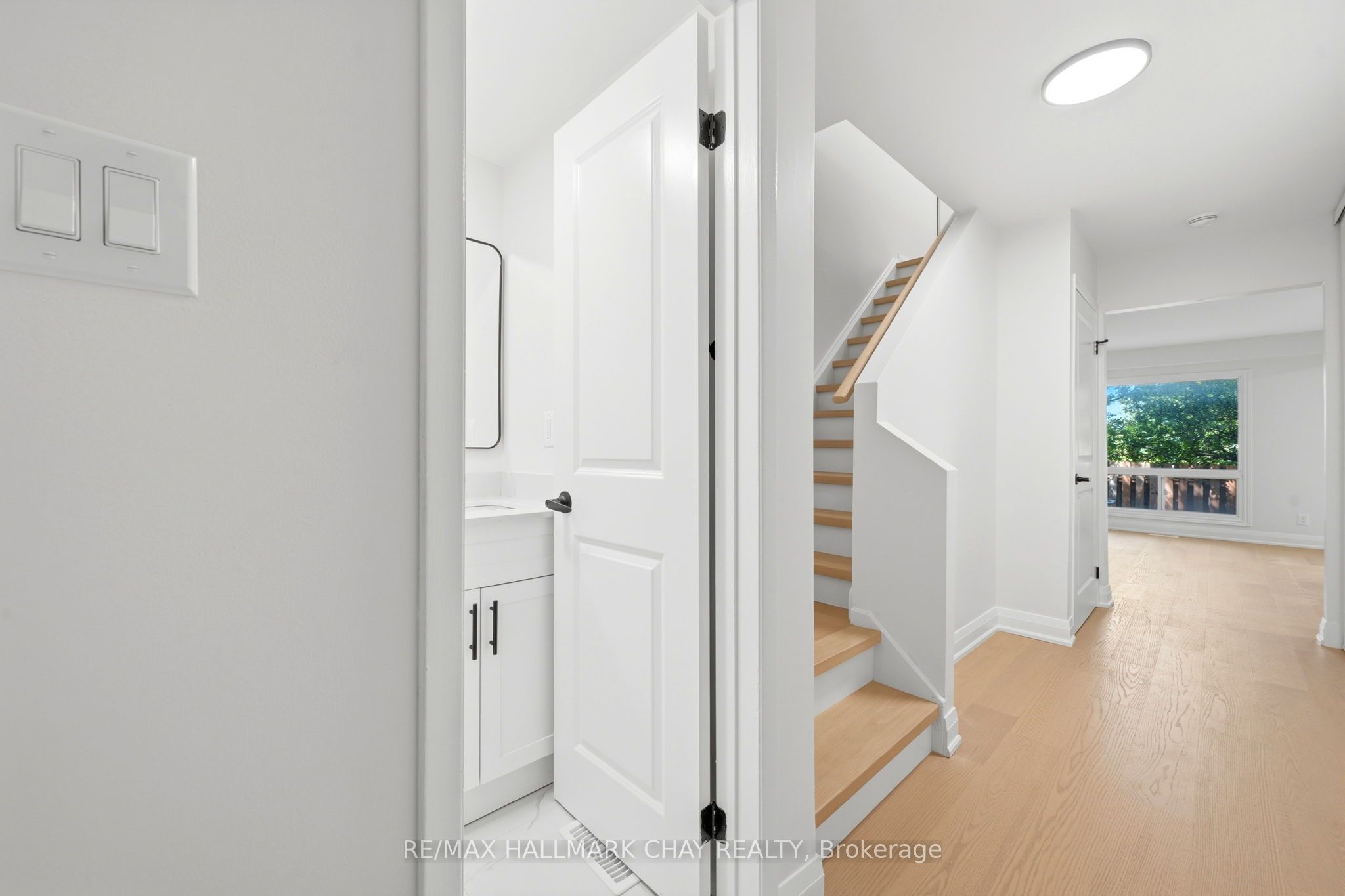 52 Adelaide Street 6, Barrie, ON L4N 3T5 photo 4