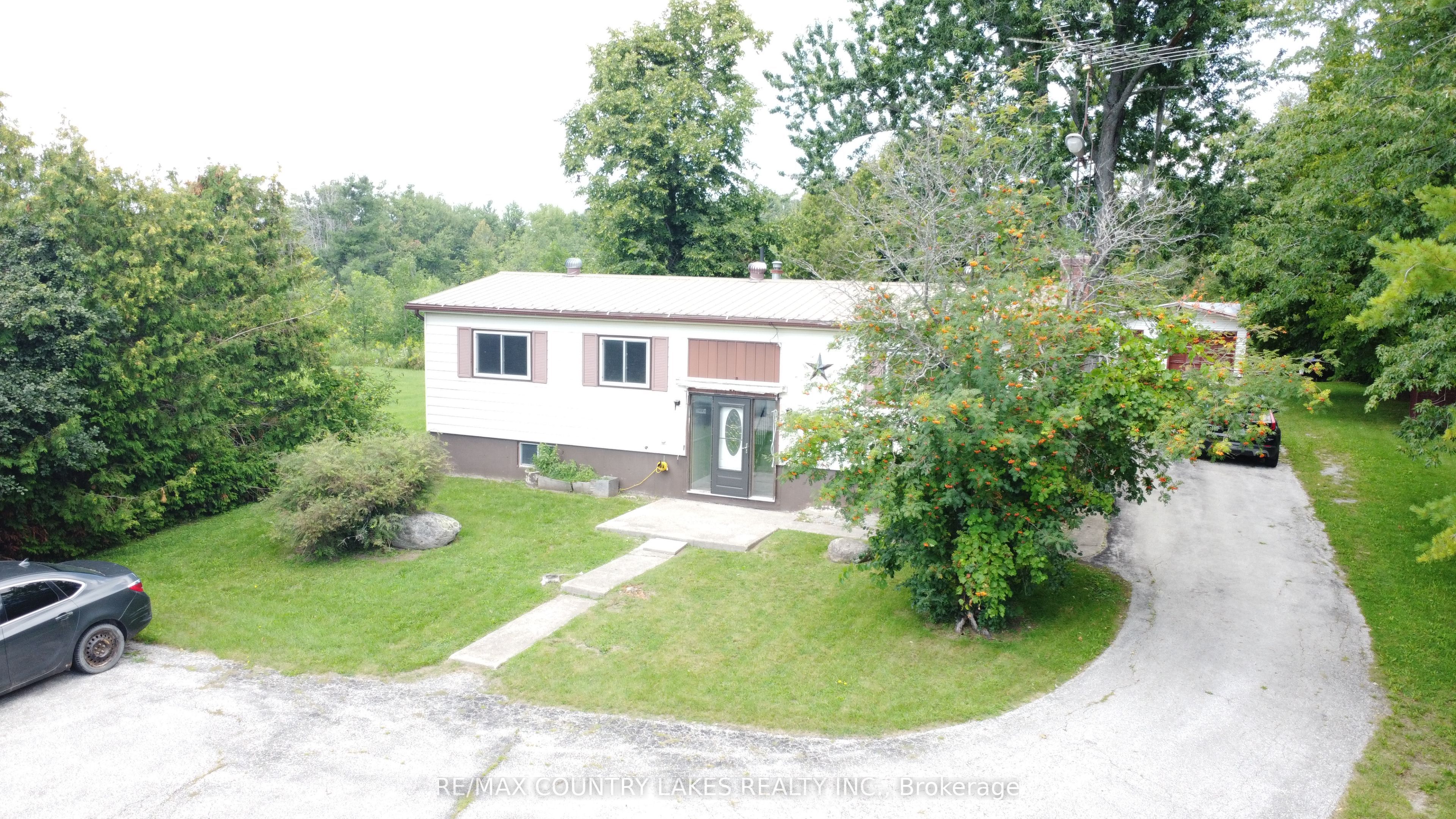 2548 Simcoe Road N, Ramara, ON L0K 1B0 photo 2