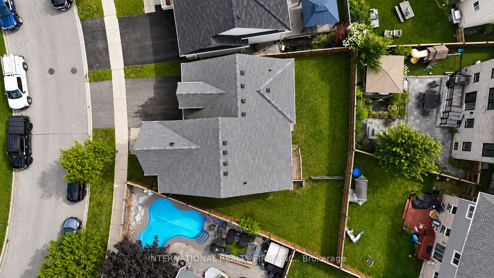3 Maple Crown Terrace, Barrie, ON L4M 7H3 photo 5