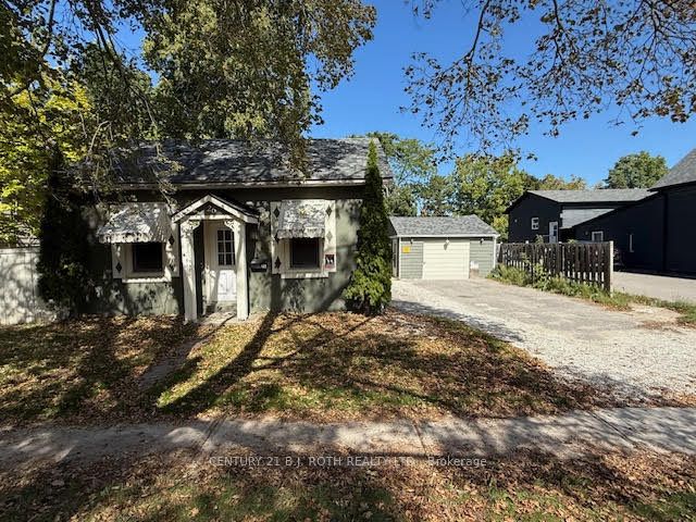 26 Caroline Street, Barrie, ON L4N 2S3