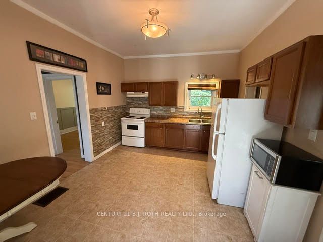 26 Caroline Street, Barrie, ON L4N 2S3 photo 5