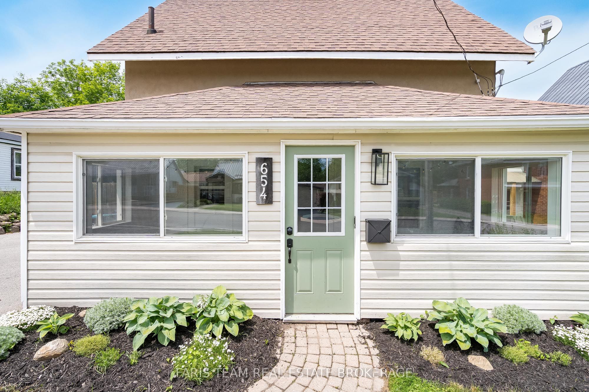 654 Victoria Street, Midland, ON L4R 1A7 photo 4