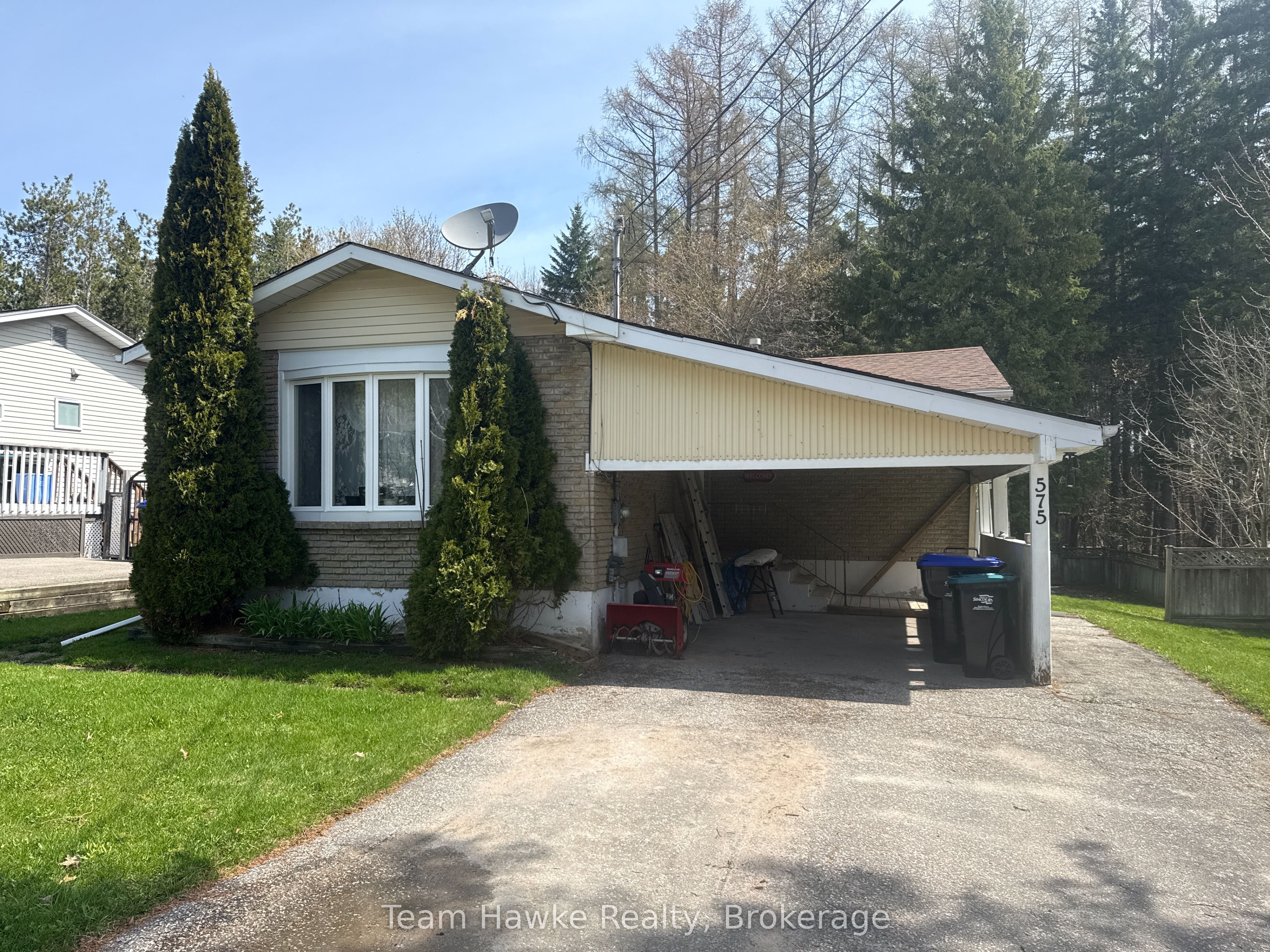 575 Simcoe Avenue, Tay, ON L0K 1R0 photo 2